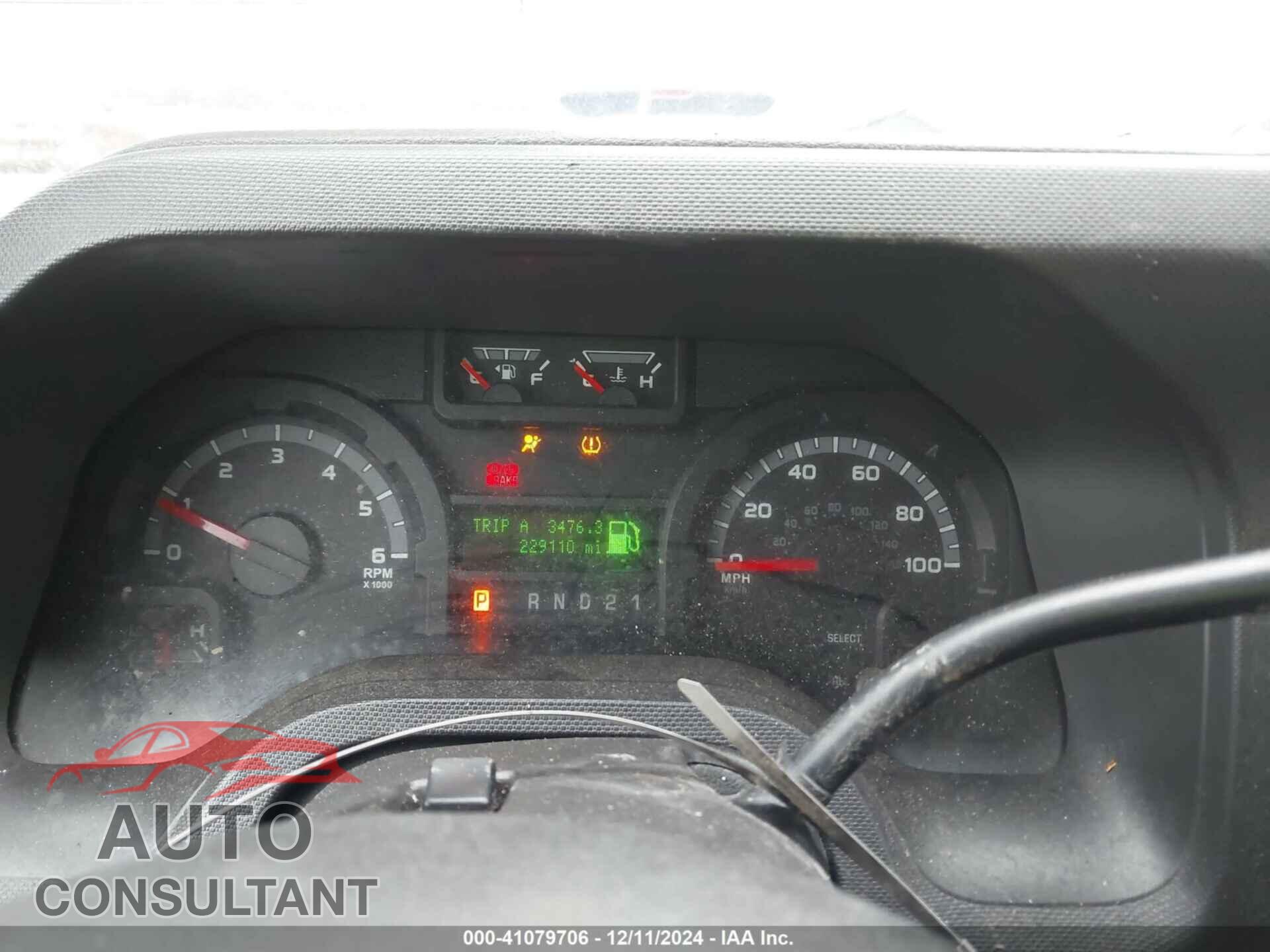FORD E-150 2011 - 1FMNE1BL9BDA88526