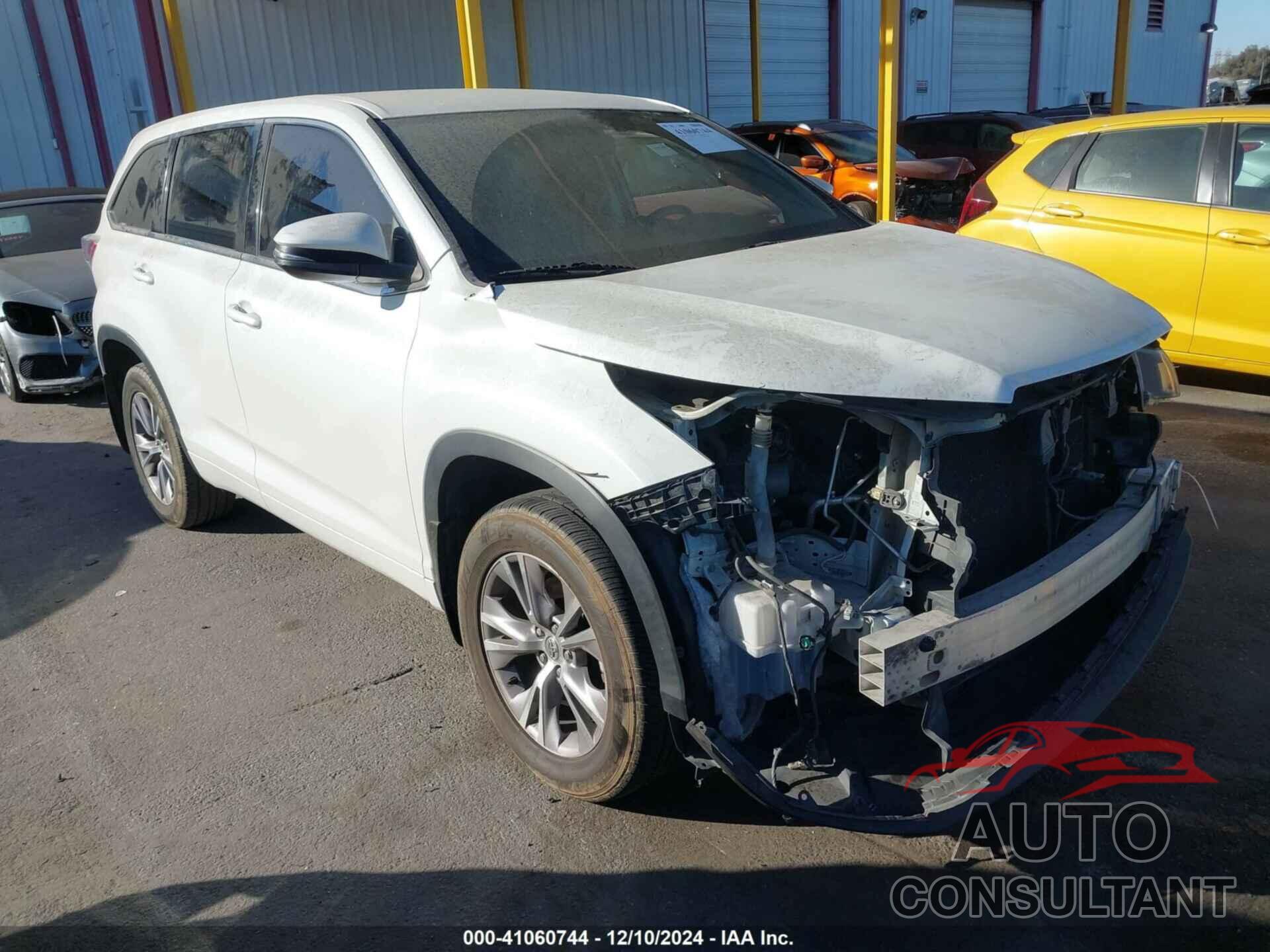 TOYOTA HIGHLANDER 2015 - 5TDBKRFH2FS168118