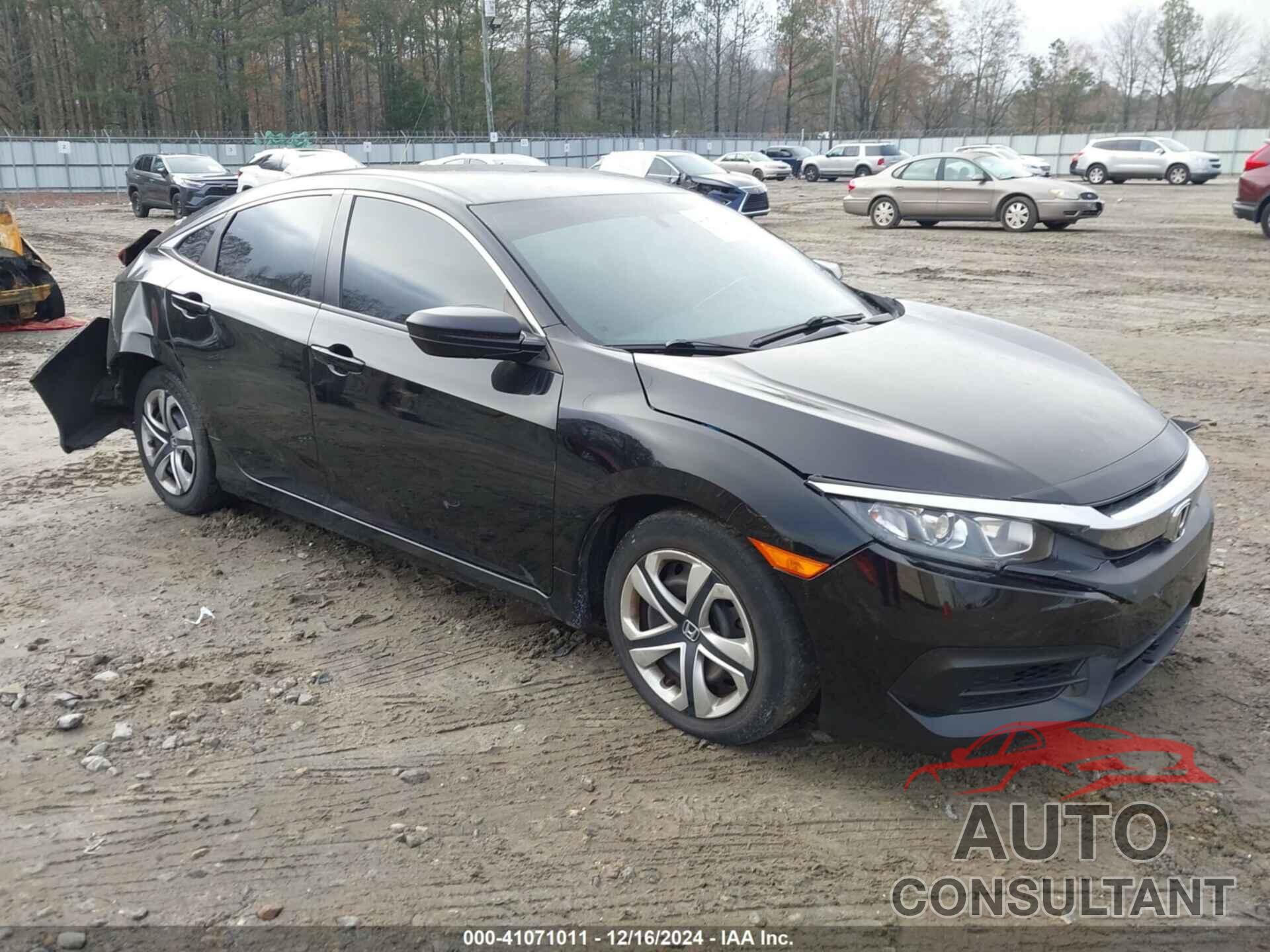 HONDA CIVIC 2018 - 2HGFC2F57JH575520
