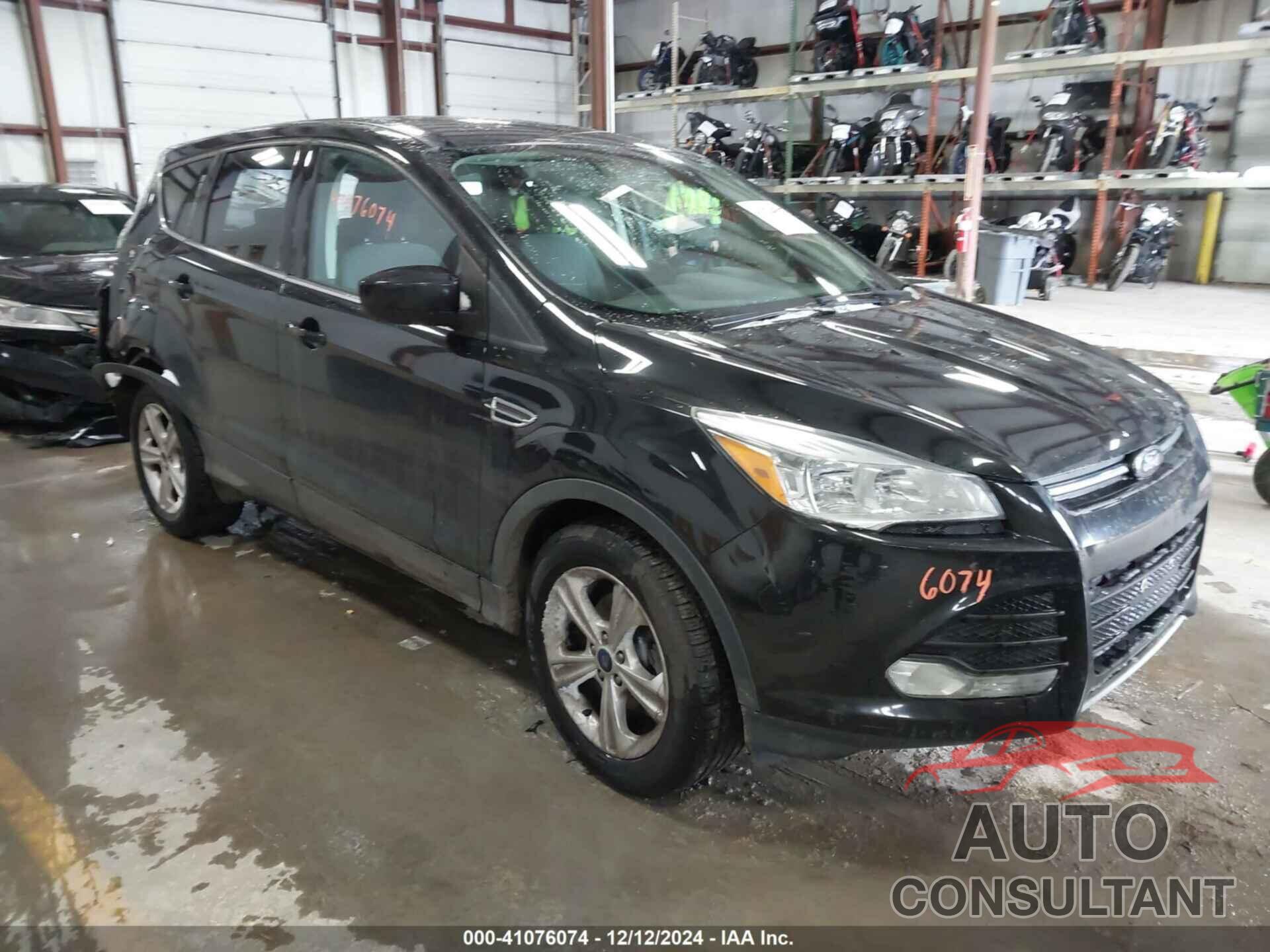 FORD ESCAPE 2014 - 1FMCU0GX3EUE10856