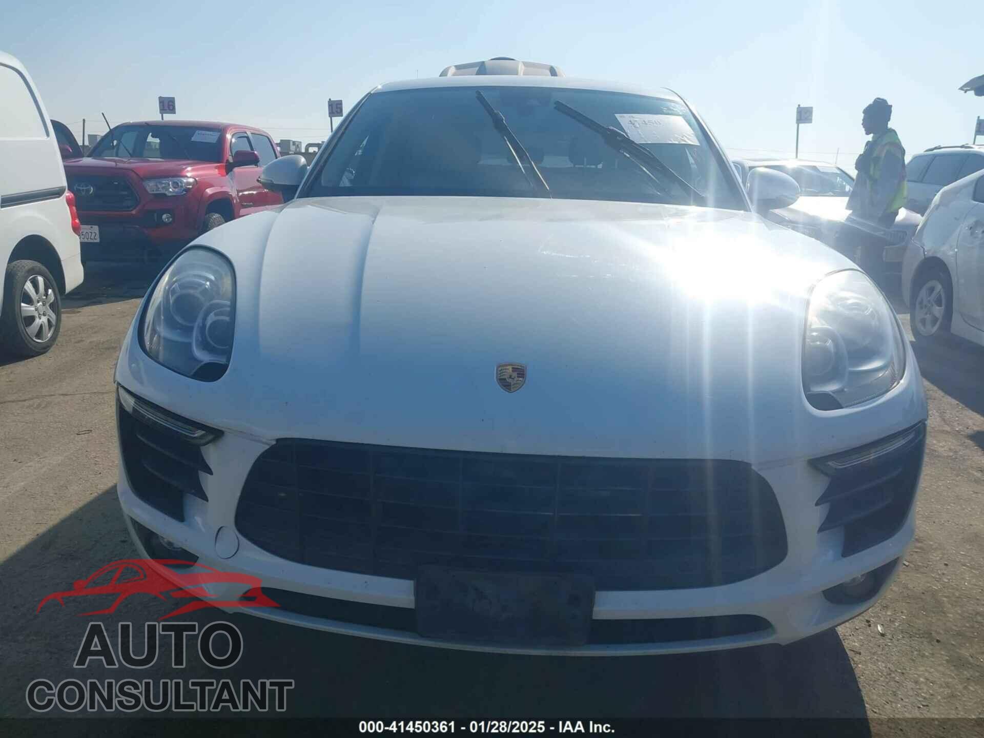 PORSCHE MACAN 2015 - WP1AB2A56FLB59700