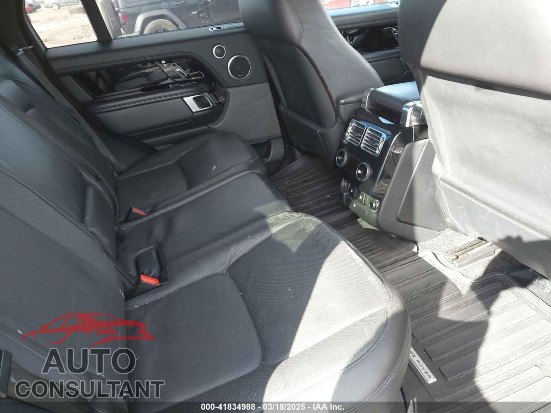 LAND ROVER RANGE ROVER 2019 - SALGS2SV2KA557849