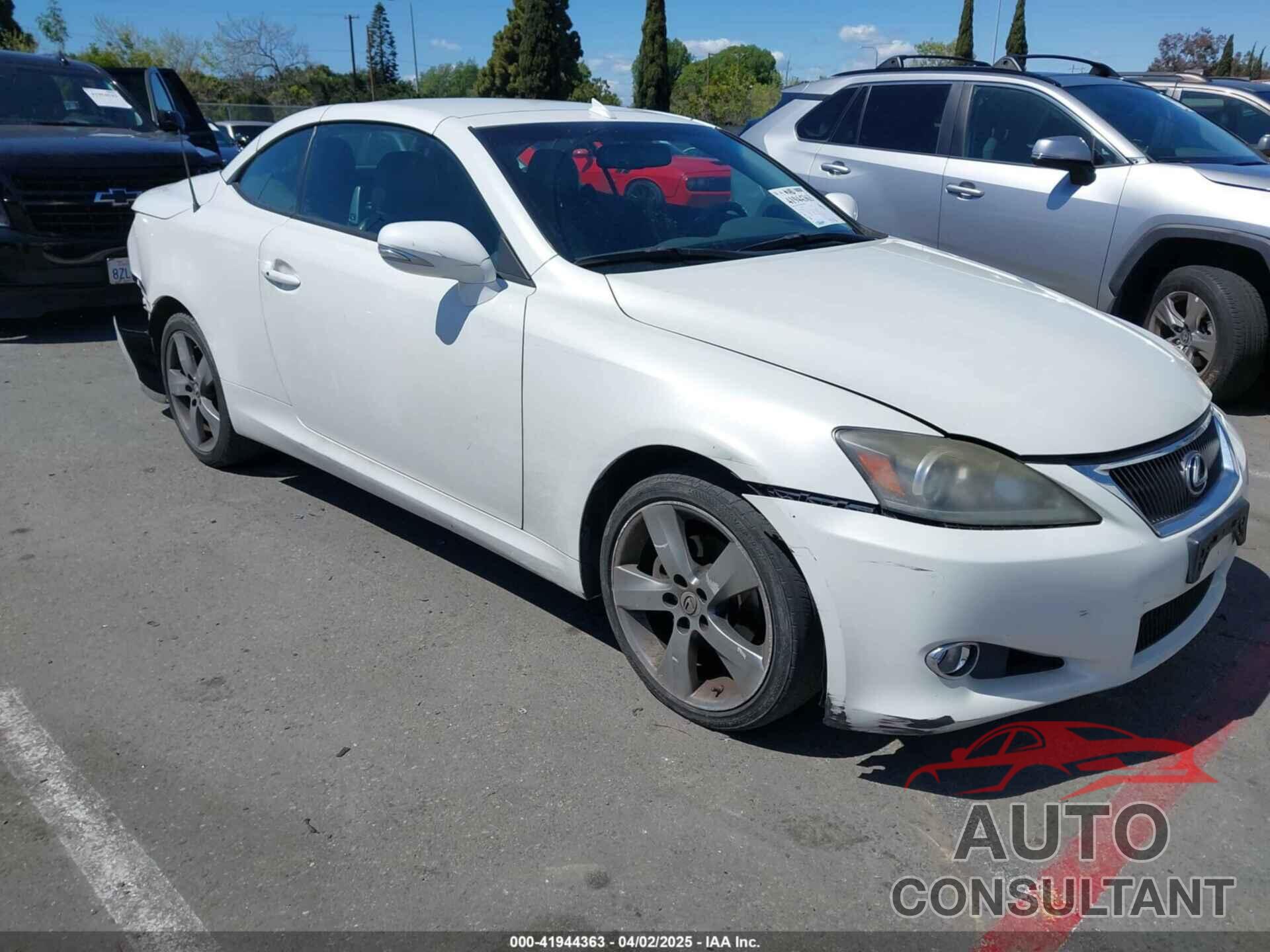 LEXUS IS 250C 2012 - JTHFF2C24C2522011