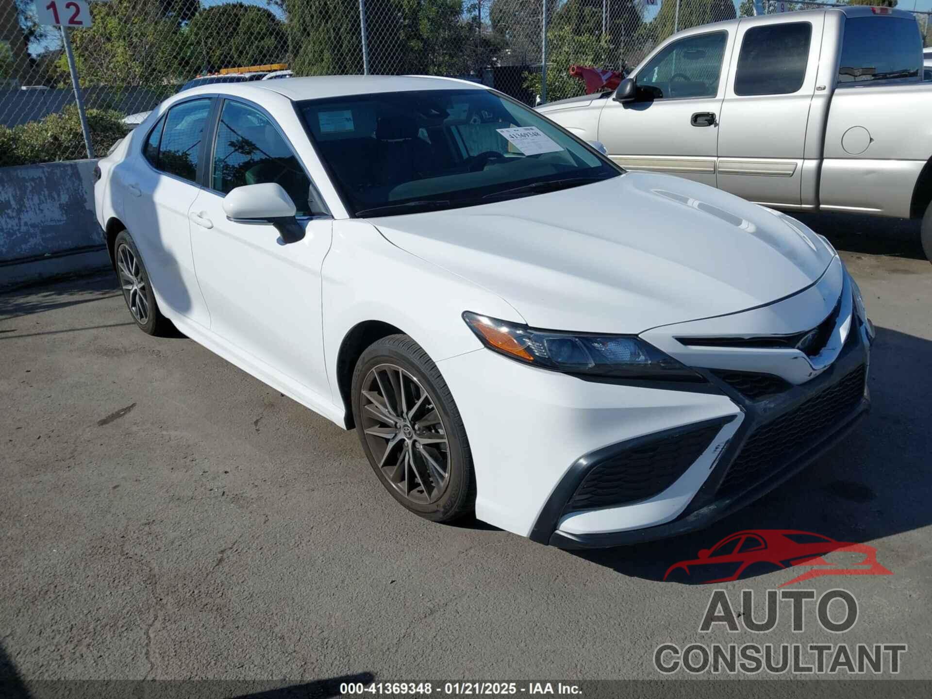 TOYOTA CAMRY 2023 - 4T1G11AK9PU767507