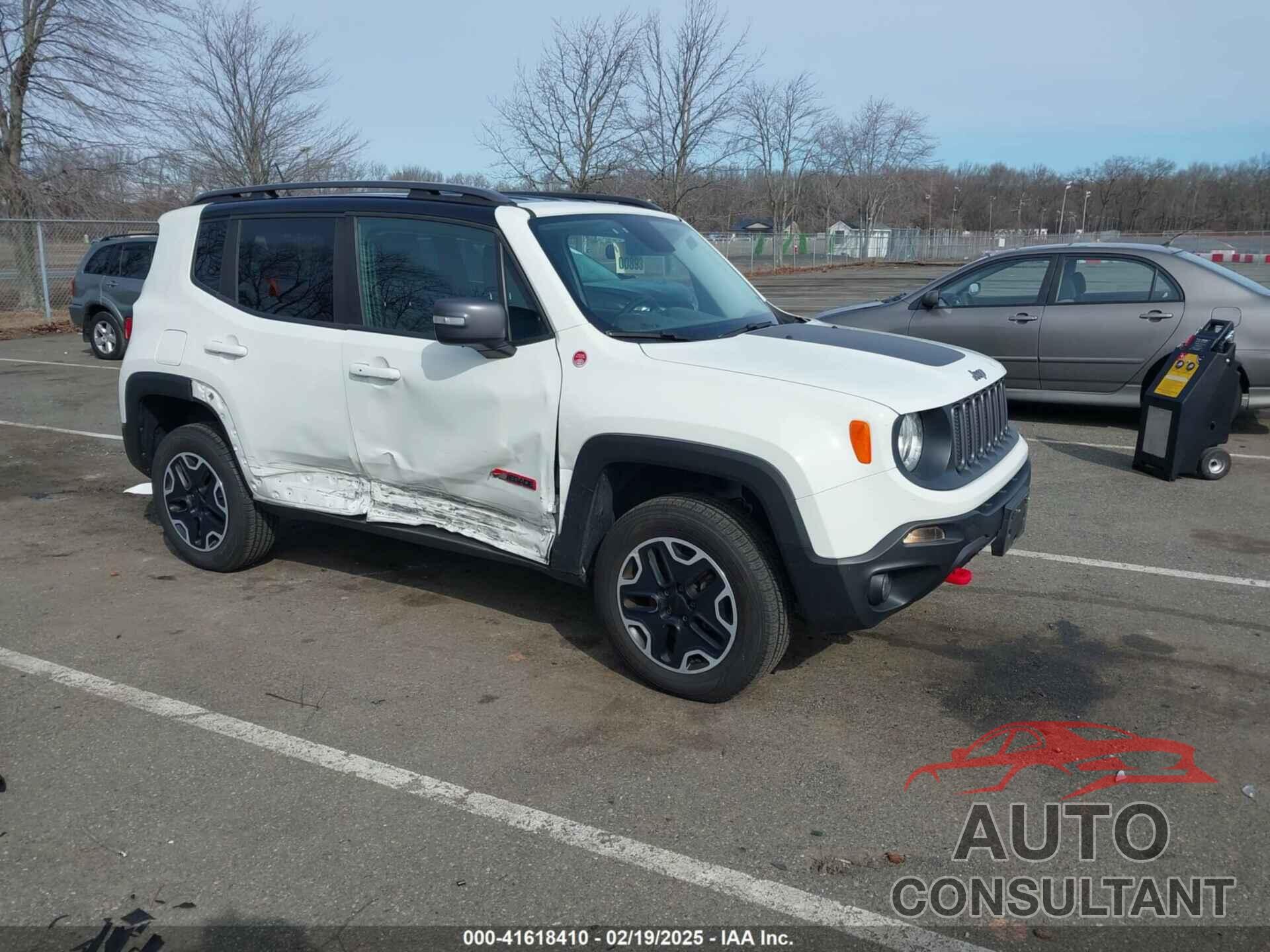 JEEP RENEGADE 2015 - ZACCJBCT6FPB32422