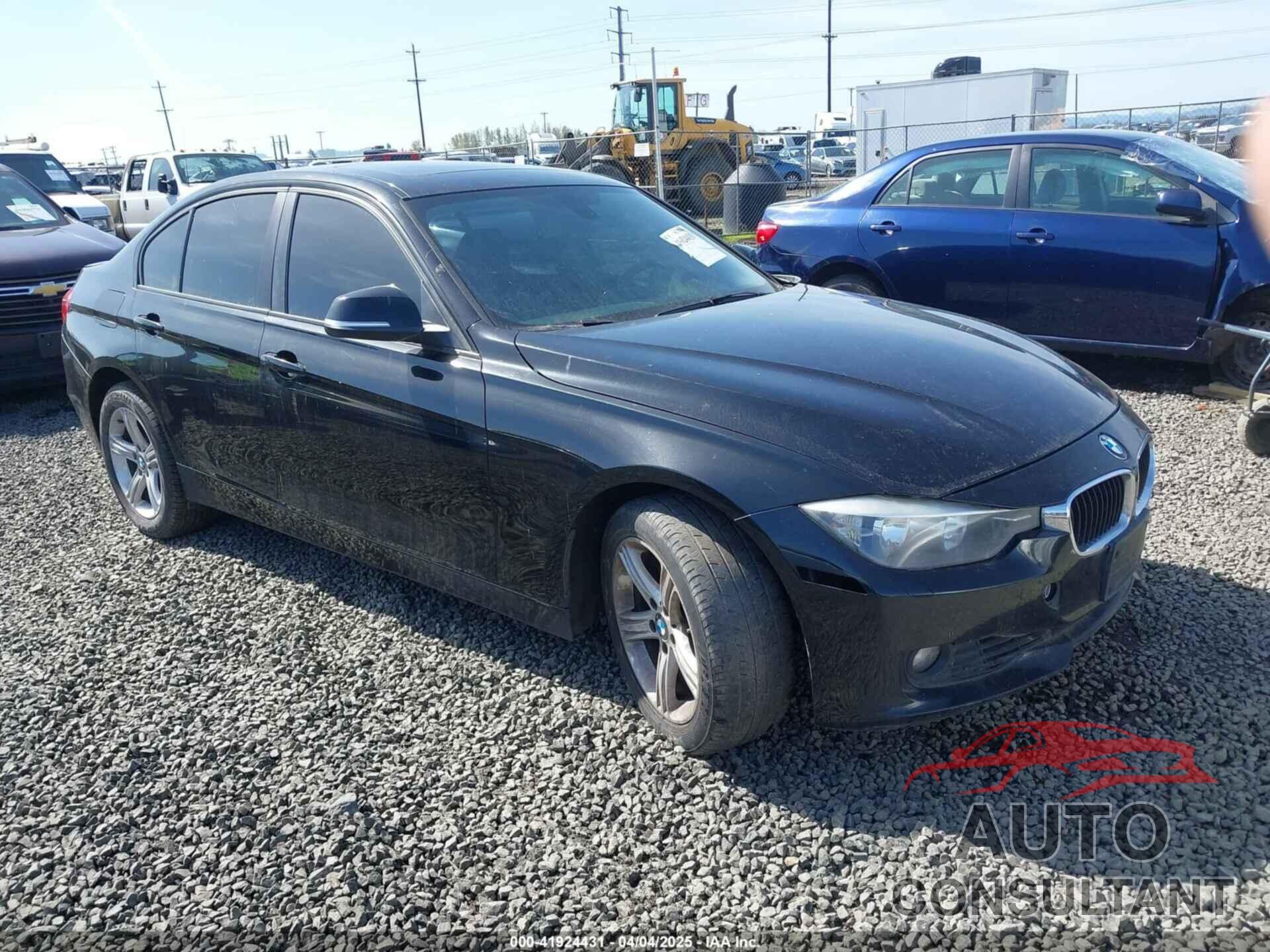 BMW 328I 2013 - WBA3B5G58DNS02841