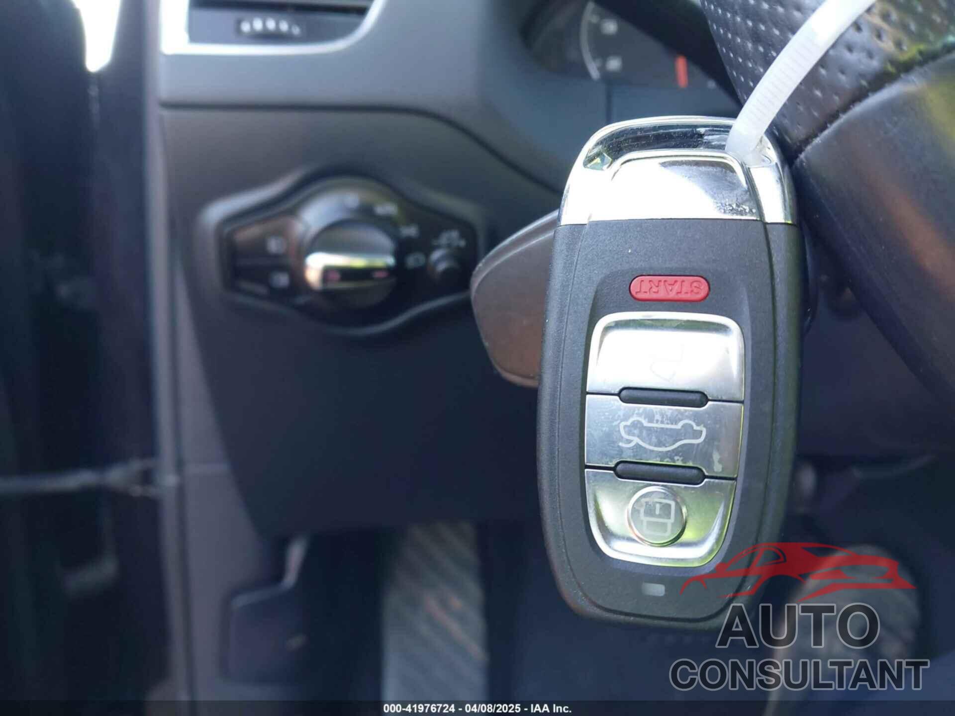AUDI Q5 2012 - WA1DKAFP2CA009491