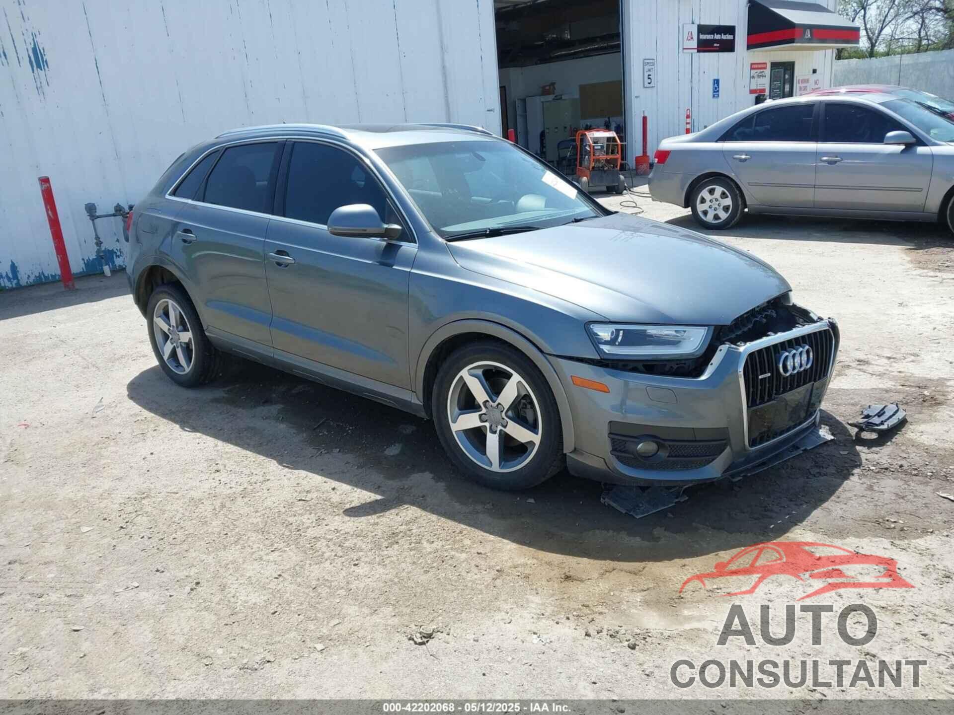AUDI Q3 2015 - WA1EFCFS6FR010285
