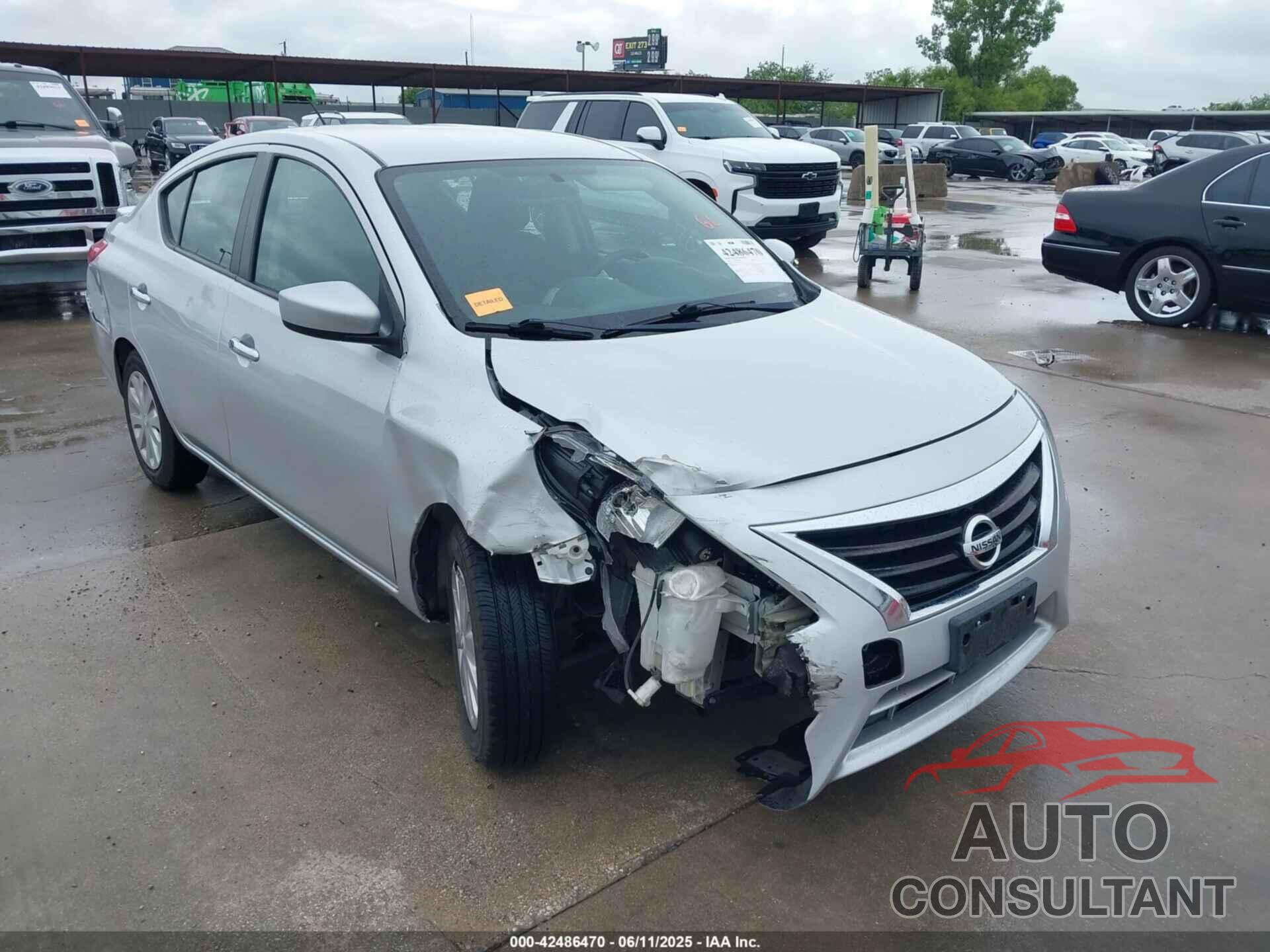 NISSAN VERSA 2019 - 3N1CN7AP0KL876451