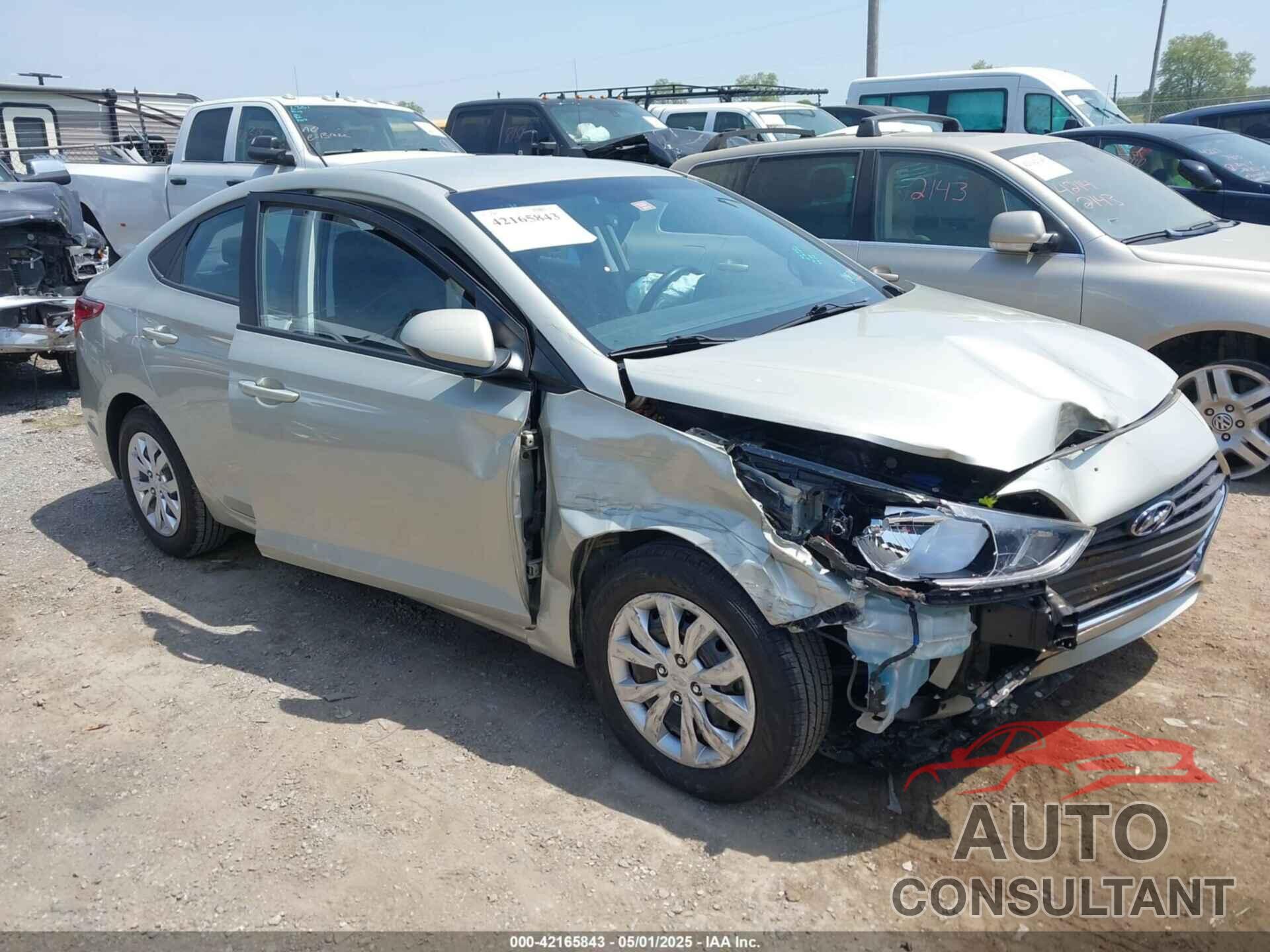 HYUNDAI ACCENT 2018 - 3KPC24A30JE021950