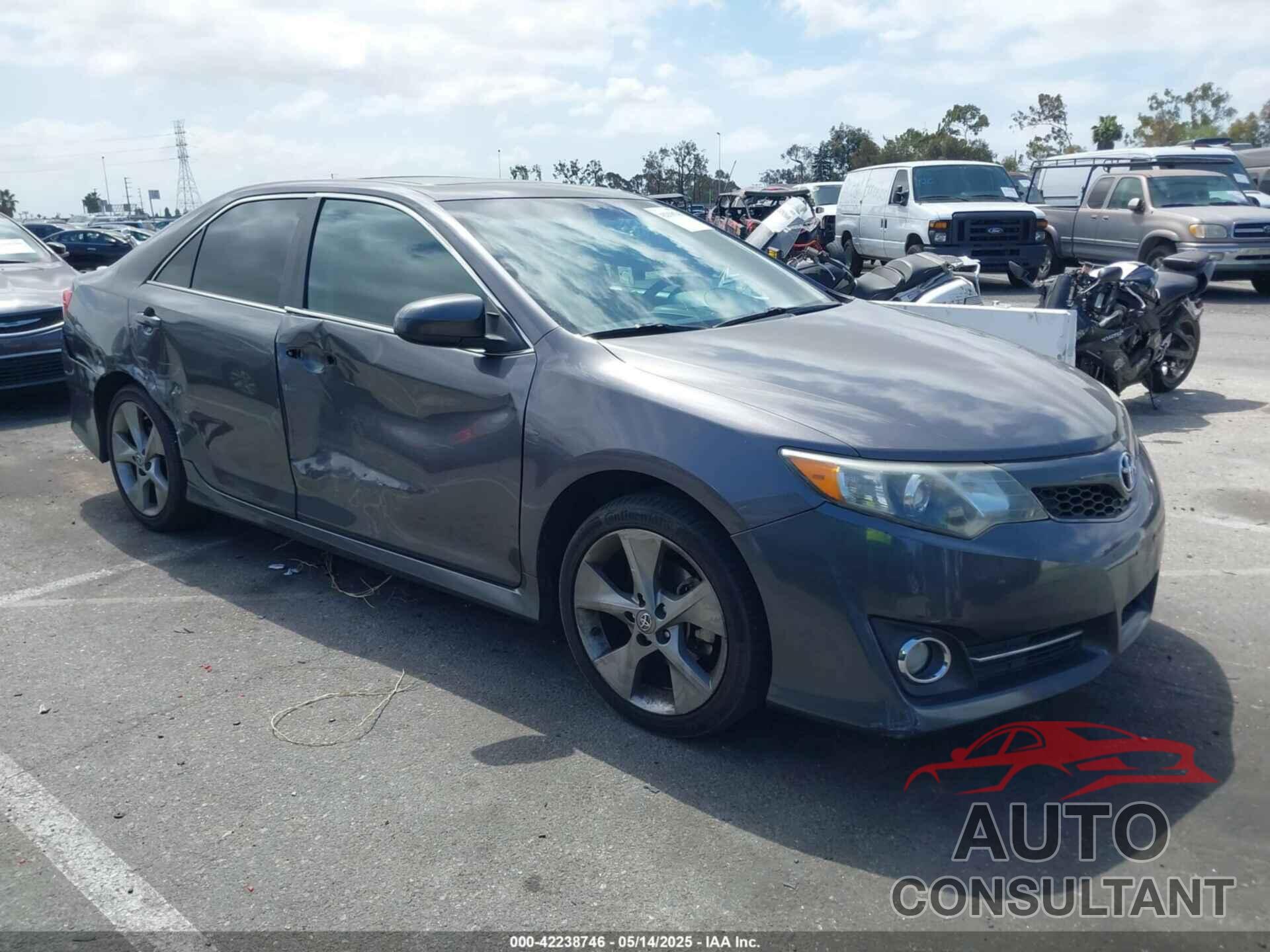 TOYOTA CAMRY 2014 - 4T1BF1FK0EU851412