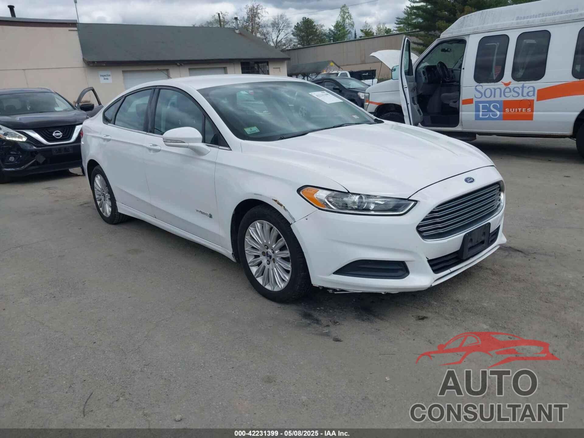 FORD FUSION HYBRID 2013 - 3FA6P0LUXDR328784