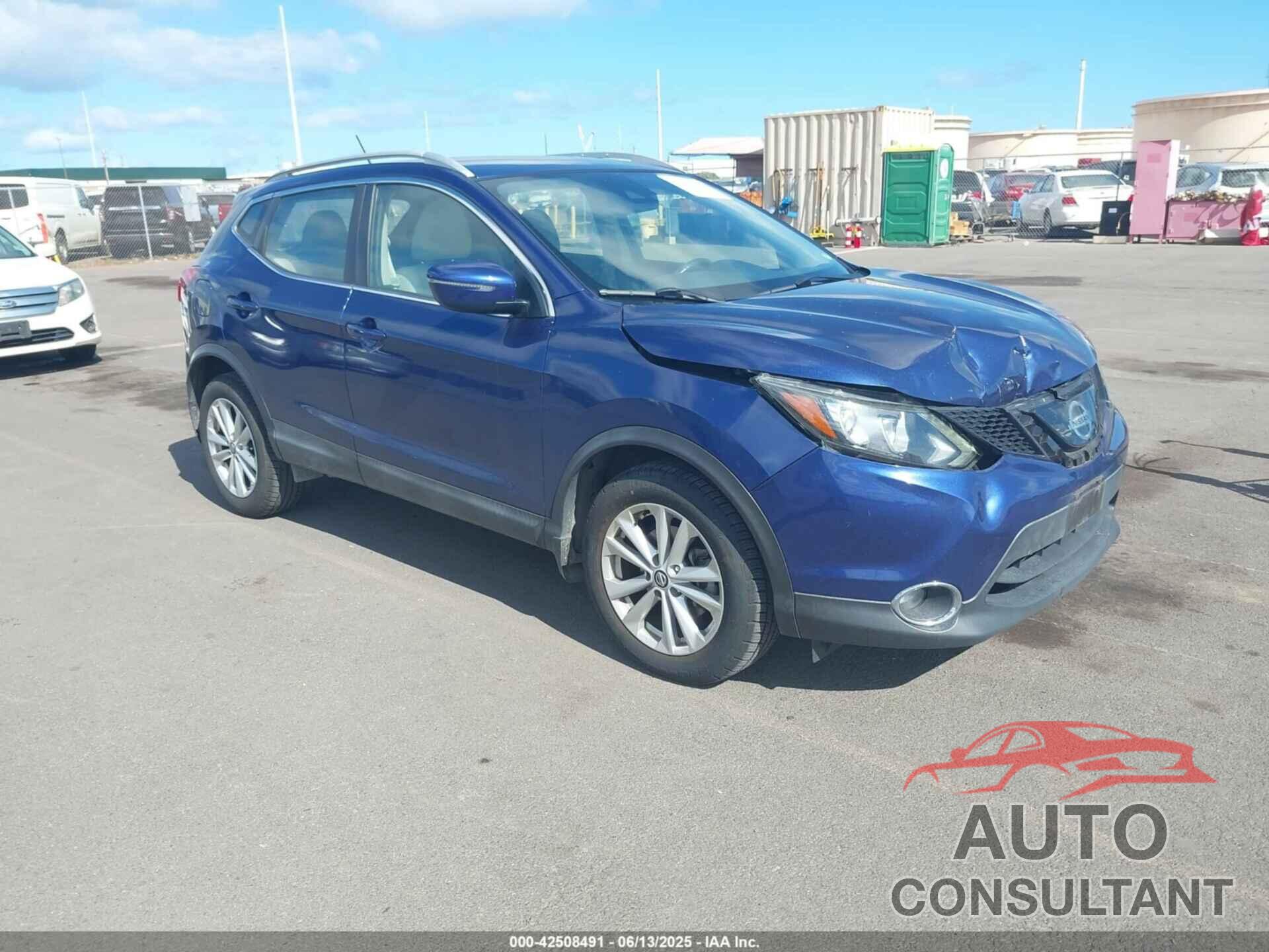 NISSAN ROGUE SPORT 2019 - JN1BJ1CR2KW332868