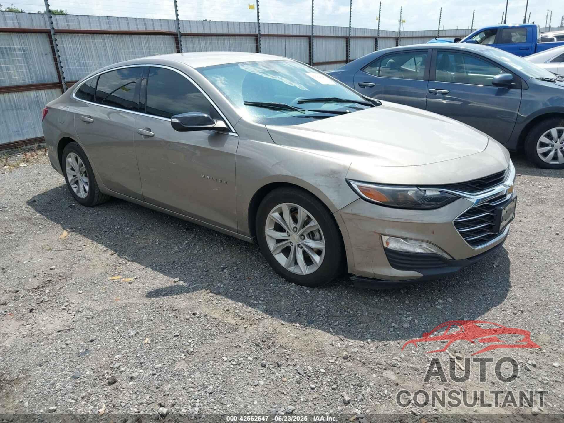 CHEVROLET MALIBU 2022 - 1G1ZD5ST5NF149548