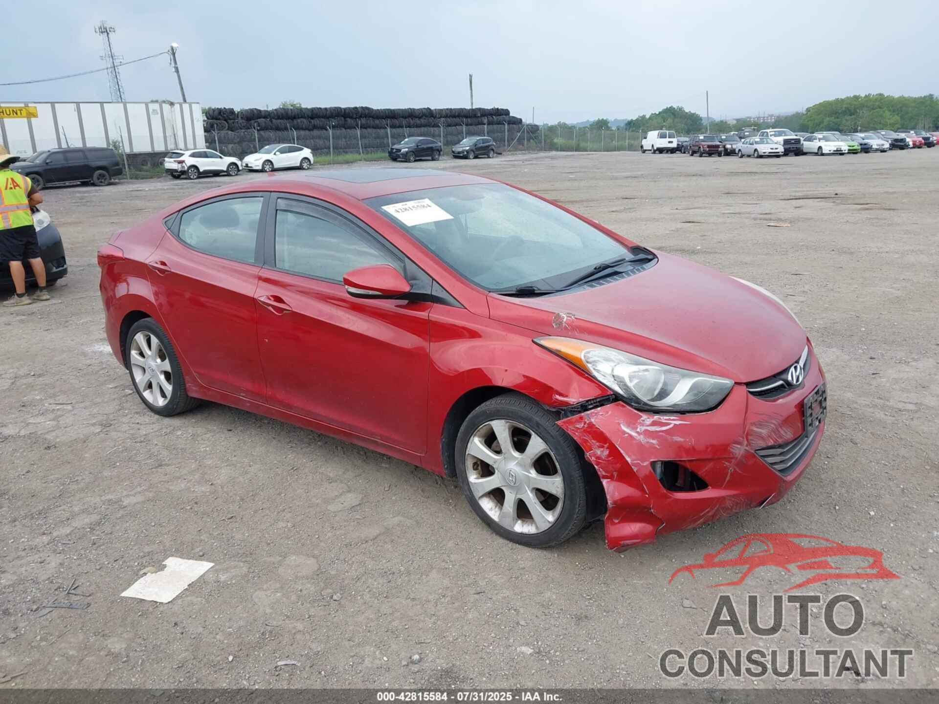 HYUNDAI ELANTRA 2012 - KMHDH4AE8CU189162