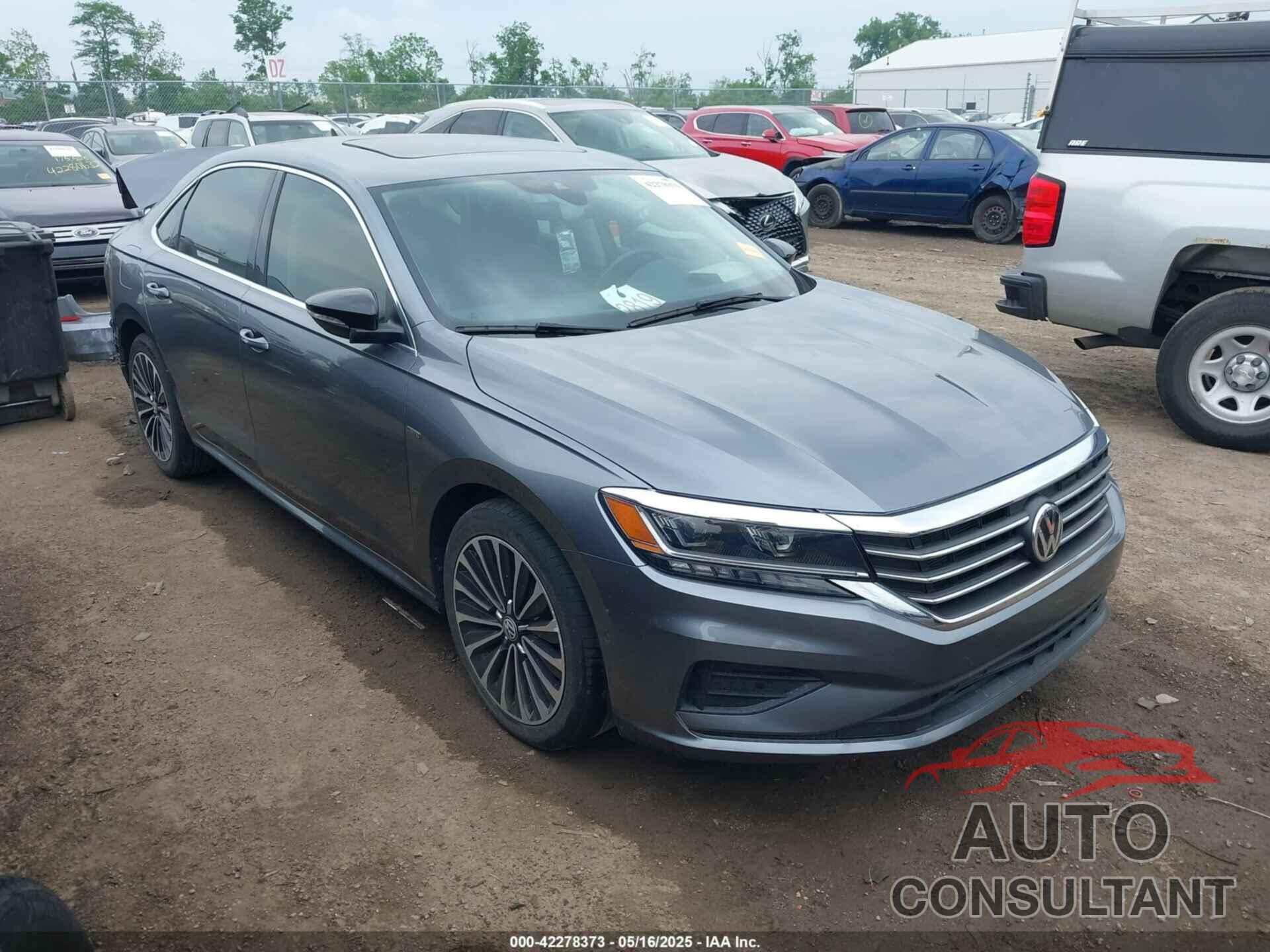 VOLKSWAGEN PASSAT 2022 - 1VWBA7A37NC009630