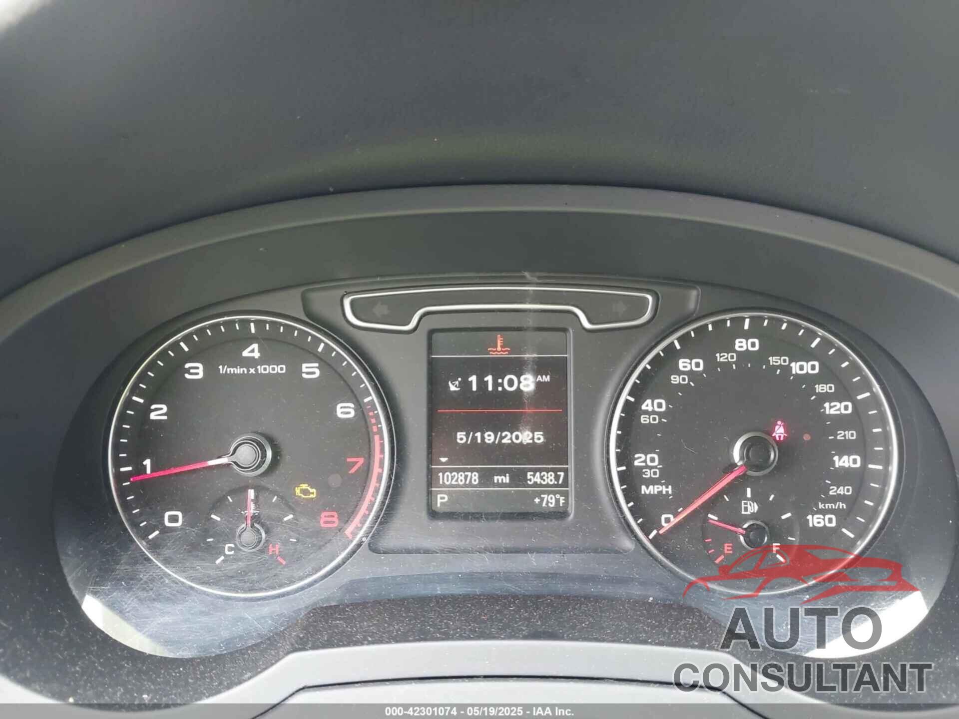 AUDI Q3 2015 - WA1EFCFS2FR008193