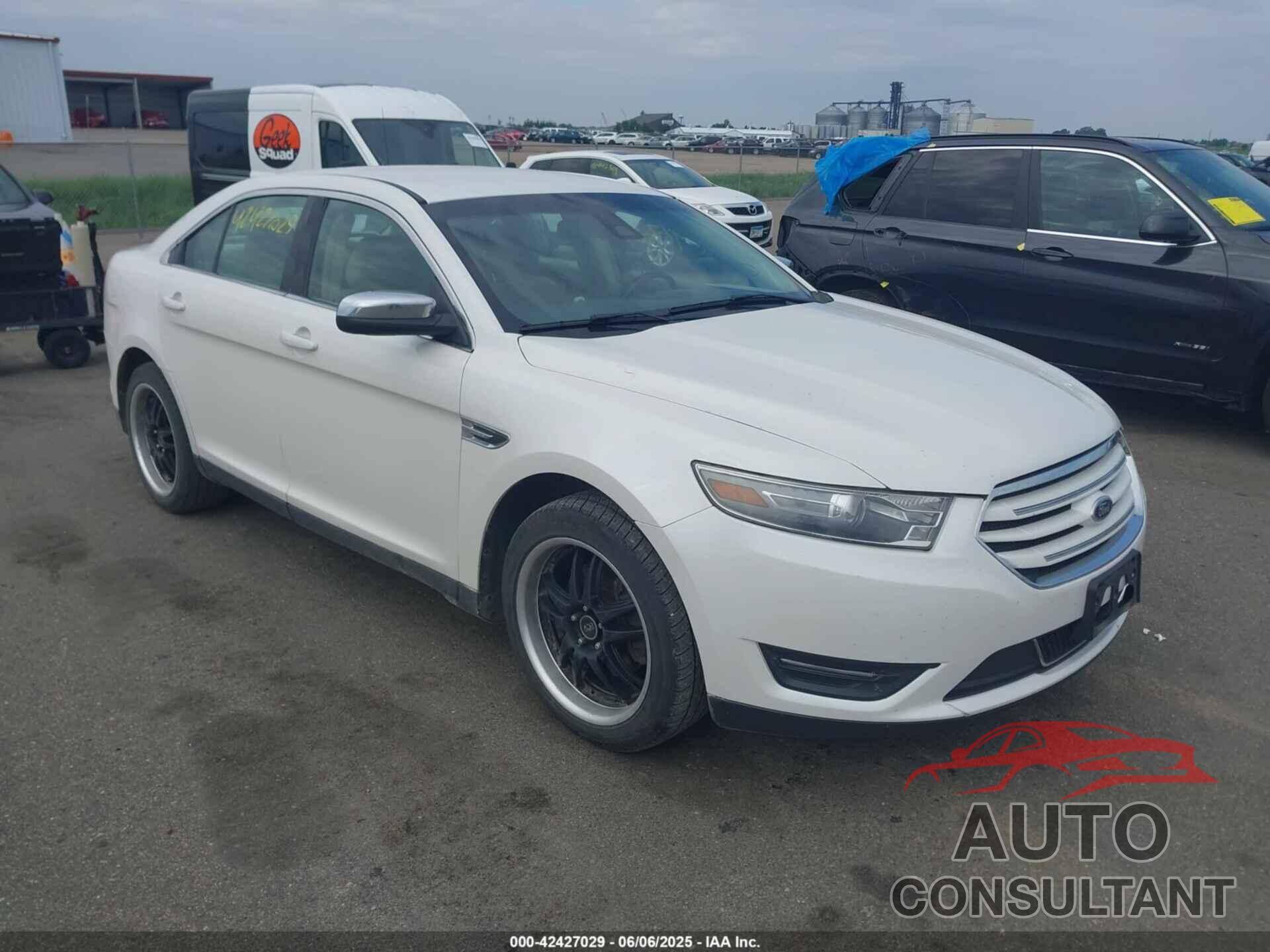 FORD TAURUS 2014 - 1FAHP2J81EG134518