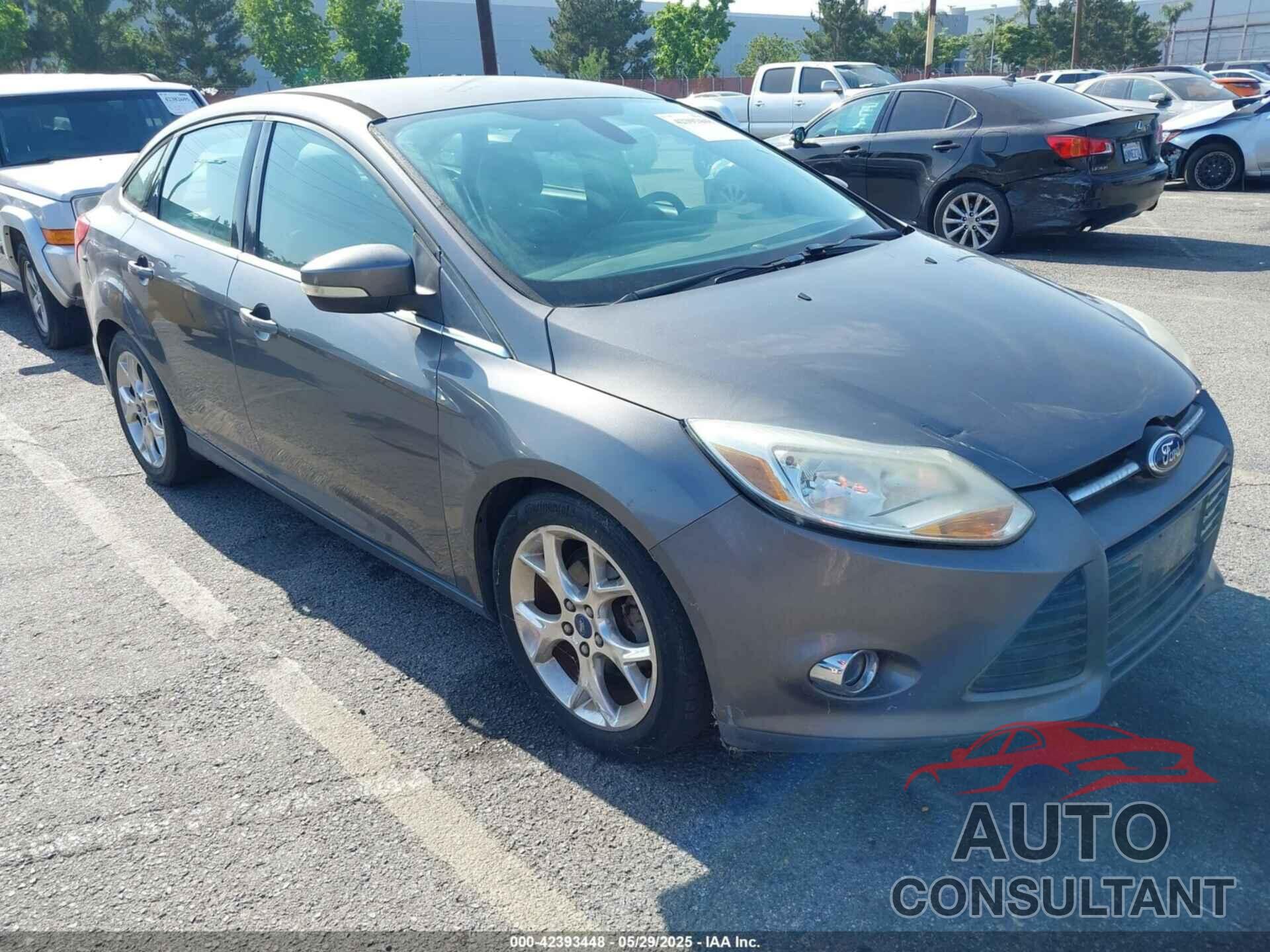 FORD FOCUS 2012 - 1FAHP3H23CL410273