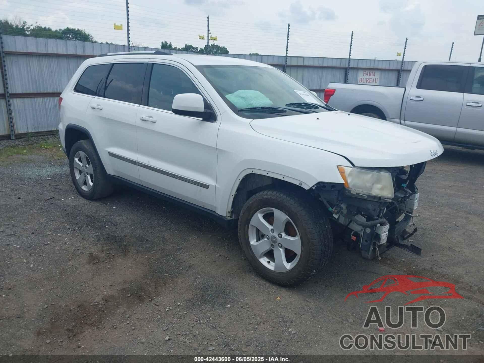 JEEP GRAND CHEROKEE 2013 - 1C4RJEAG3DC588574