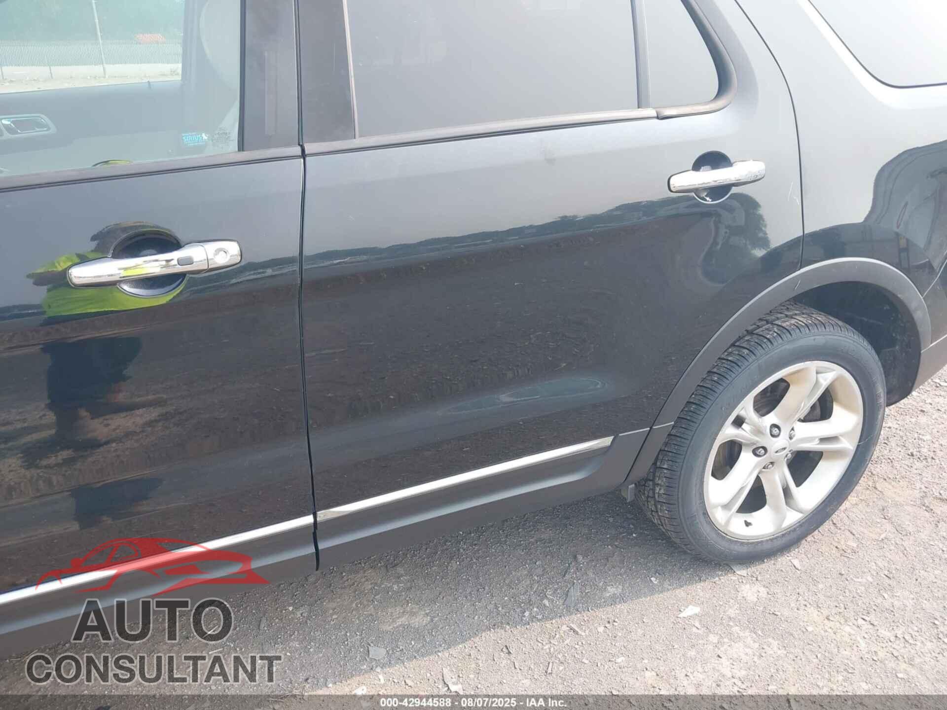 FORD EXPLORER 2015 - 1FM5K8F83FGA04924