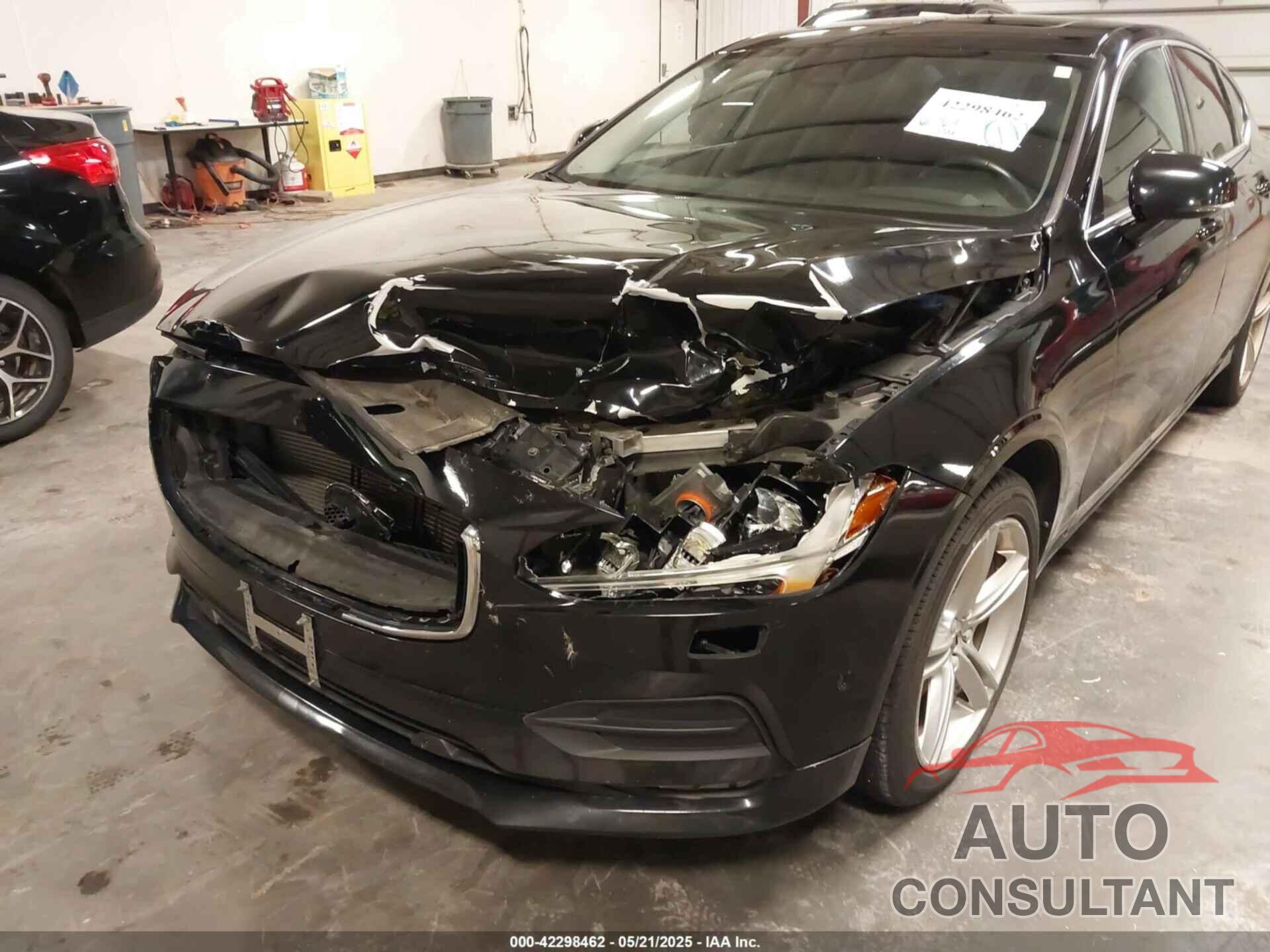 VOLVO S90 2017 - YV1102AK2H1008973