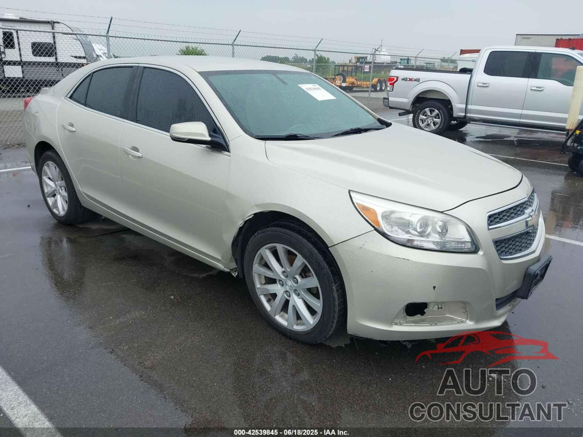 CHEVROLET MALIBU 2013 - 1G11C5SA7DF275469