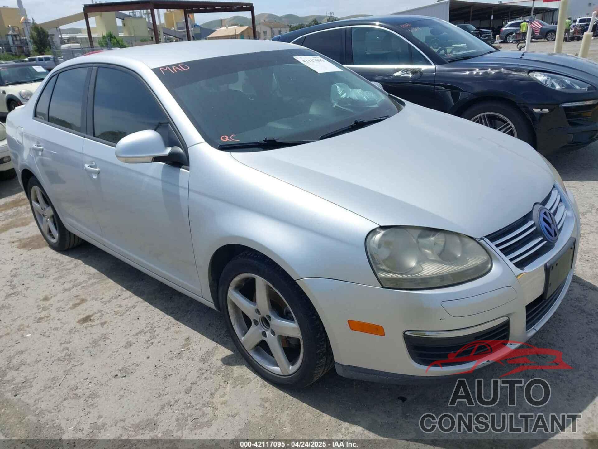 VOLKSWAGEN JETTA 2010 - 3VWAZ7AJ5AM108930