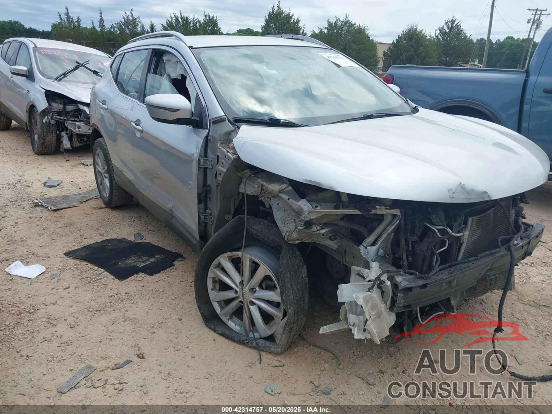 NISSAN ROGUE SPORT 2017 - JN1BJ1CP4HW011373