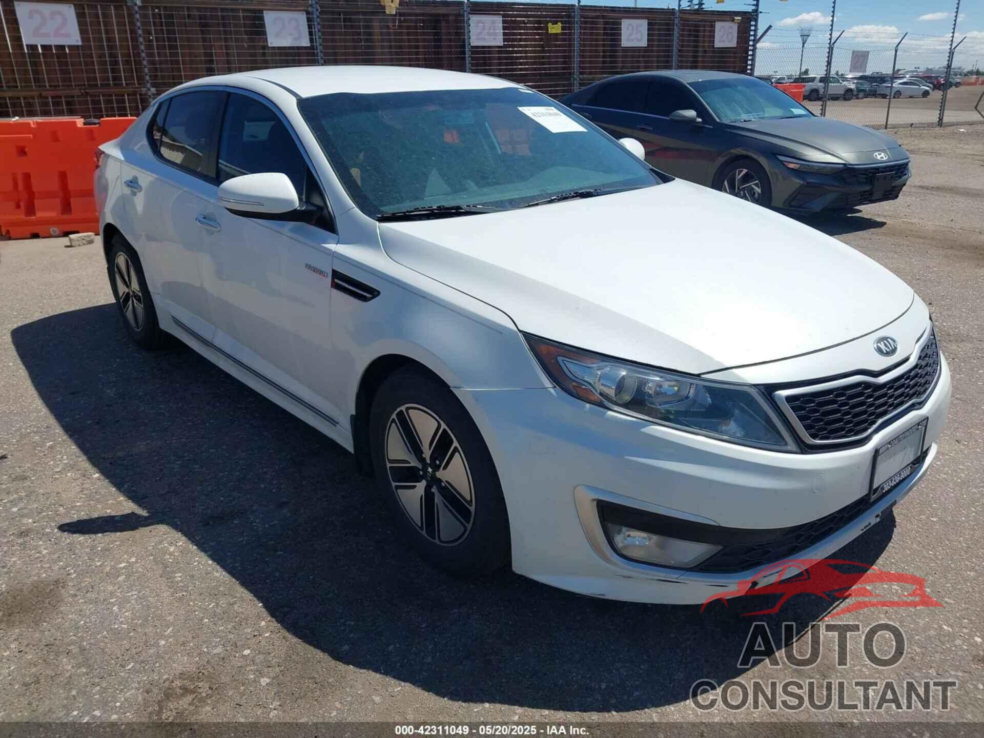 KIA OPTIMA HYBRID 2013 - KNAGM4AD6D5056638