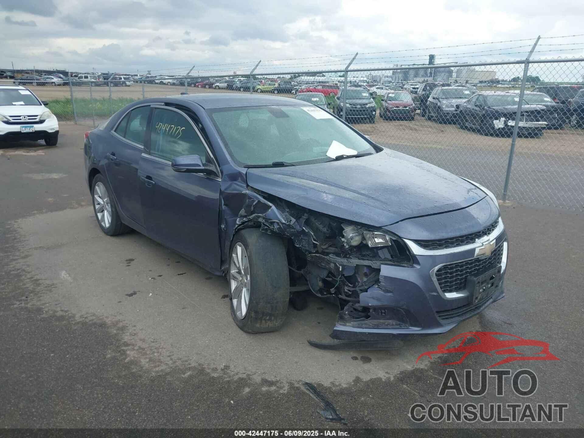 CHEVROLET MALIBU 2015 - 1G11E5SX3FF242101