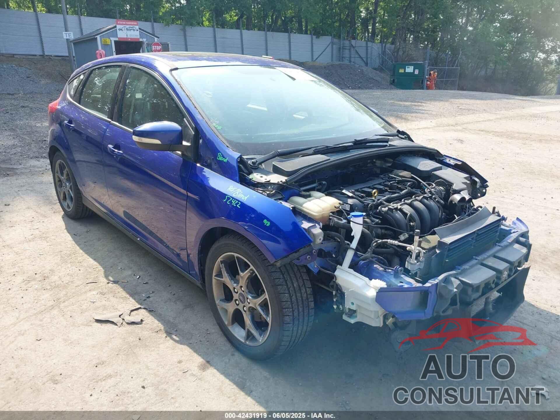 FORD FOCUS 2014 - 1FADP3K24EL404850