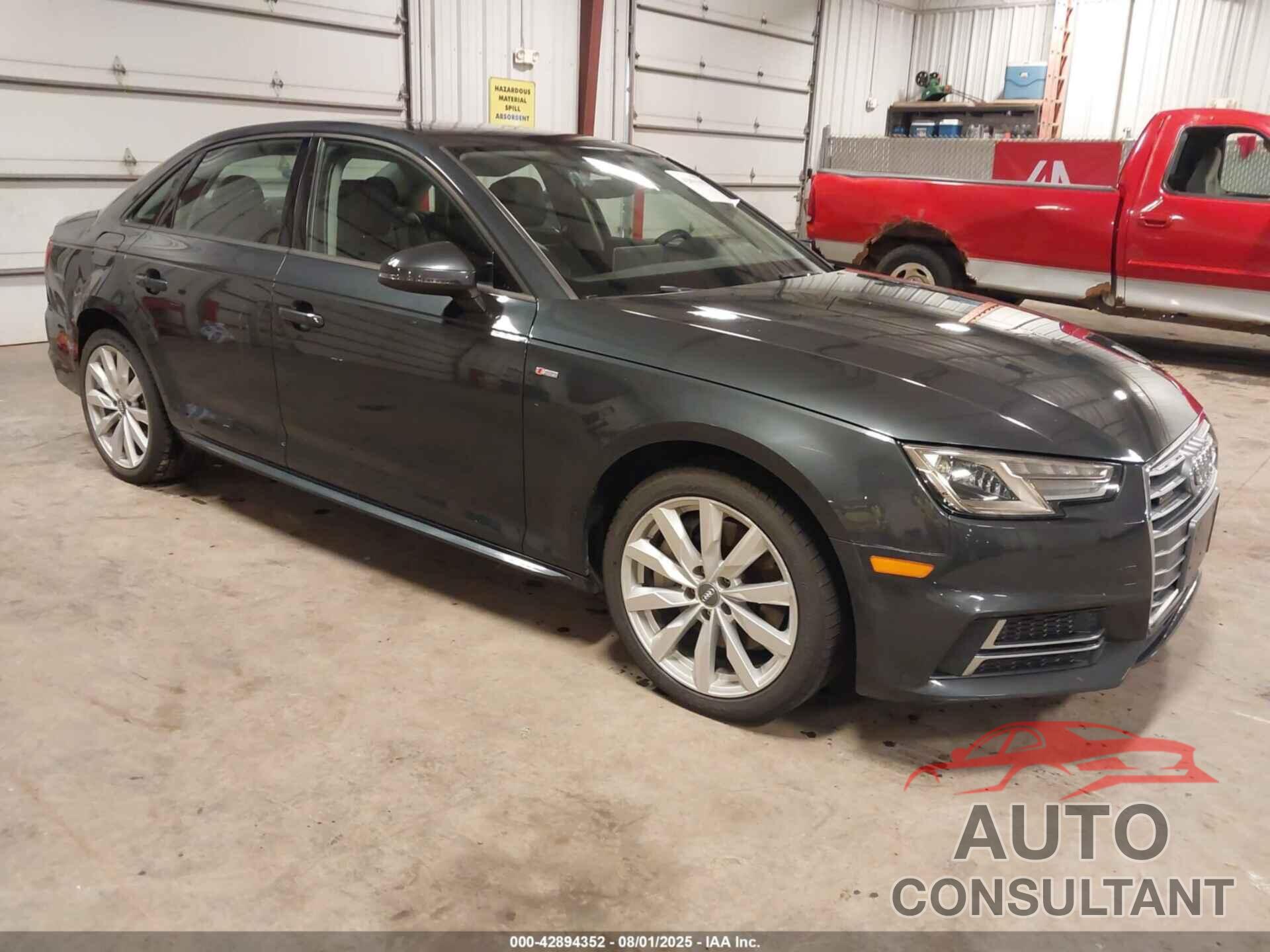 AUDI A4 2018 - WAUDNAF47JA215032
