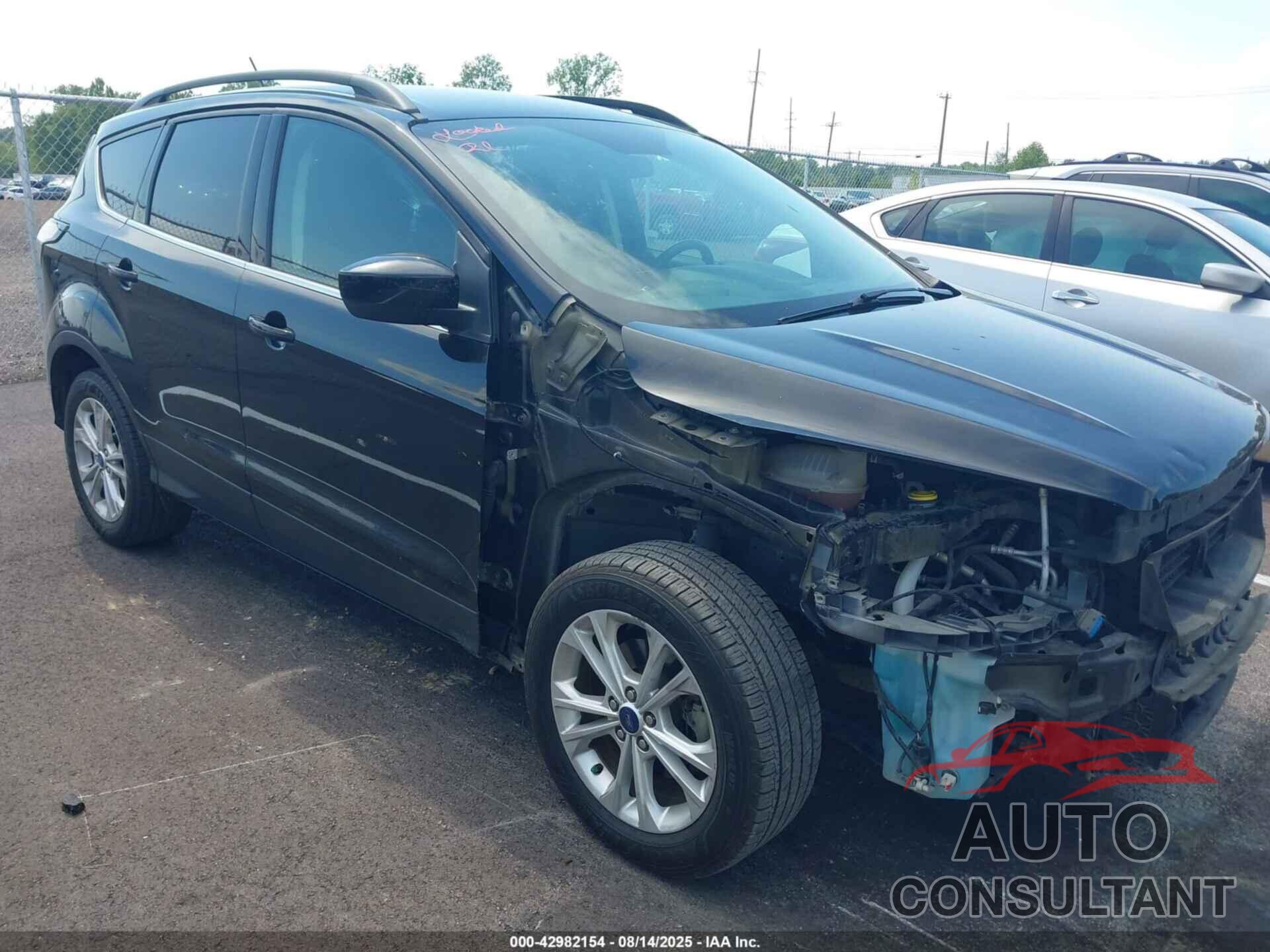 FORD ESCAPE 2018 - 1FMCU0HD7JUA82548