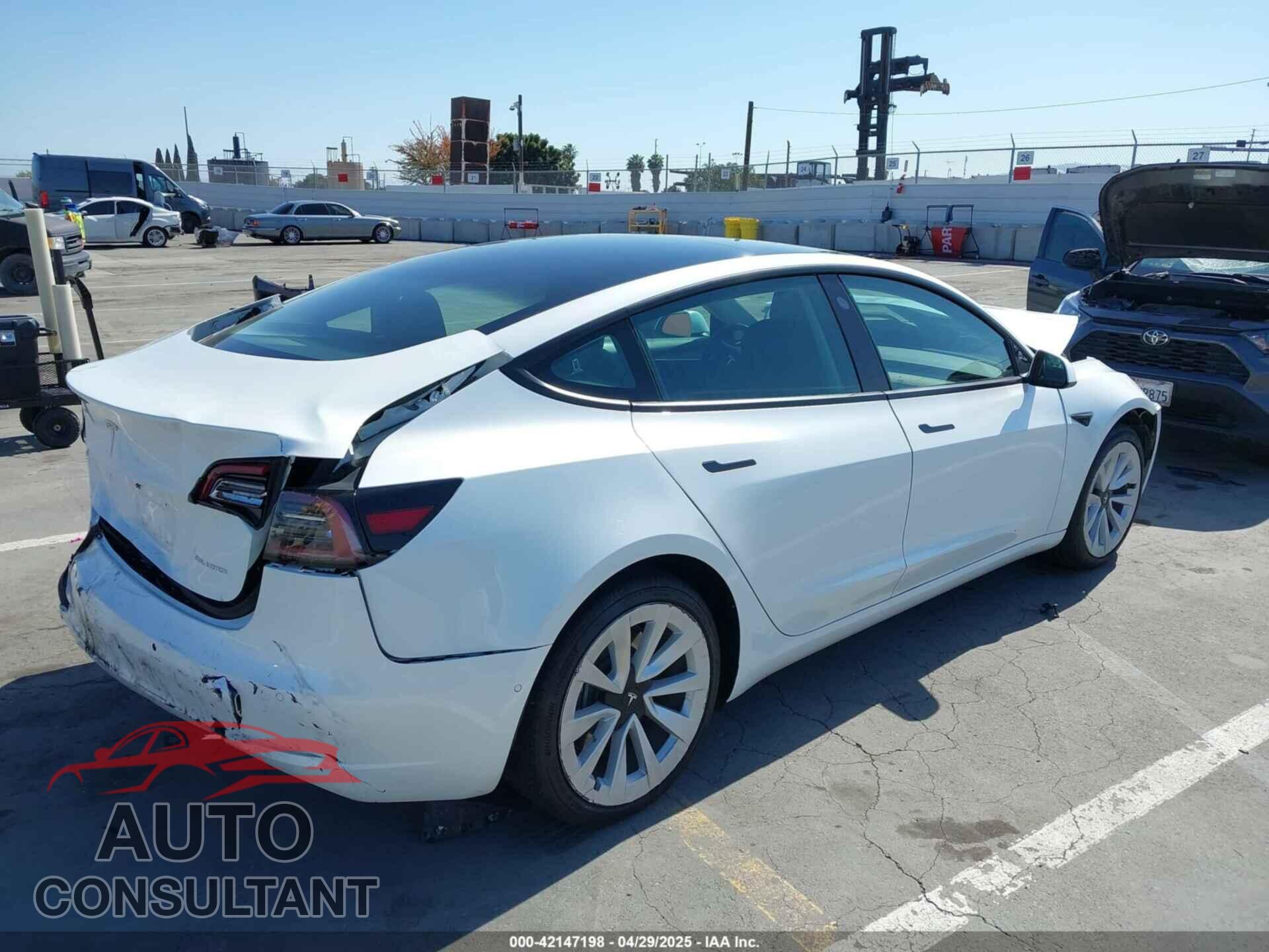 TESLA MODEL 3 2022 - 5YJ3E1EB8NF127361
