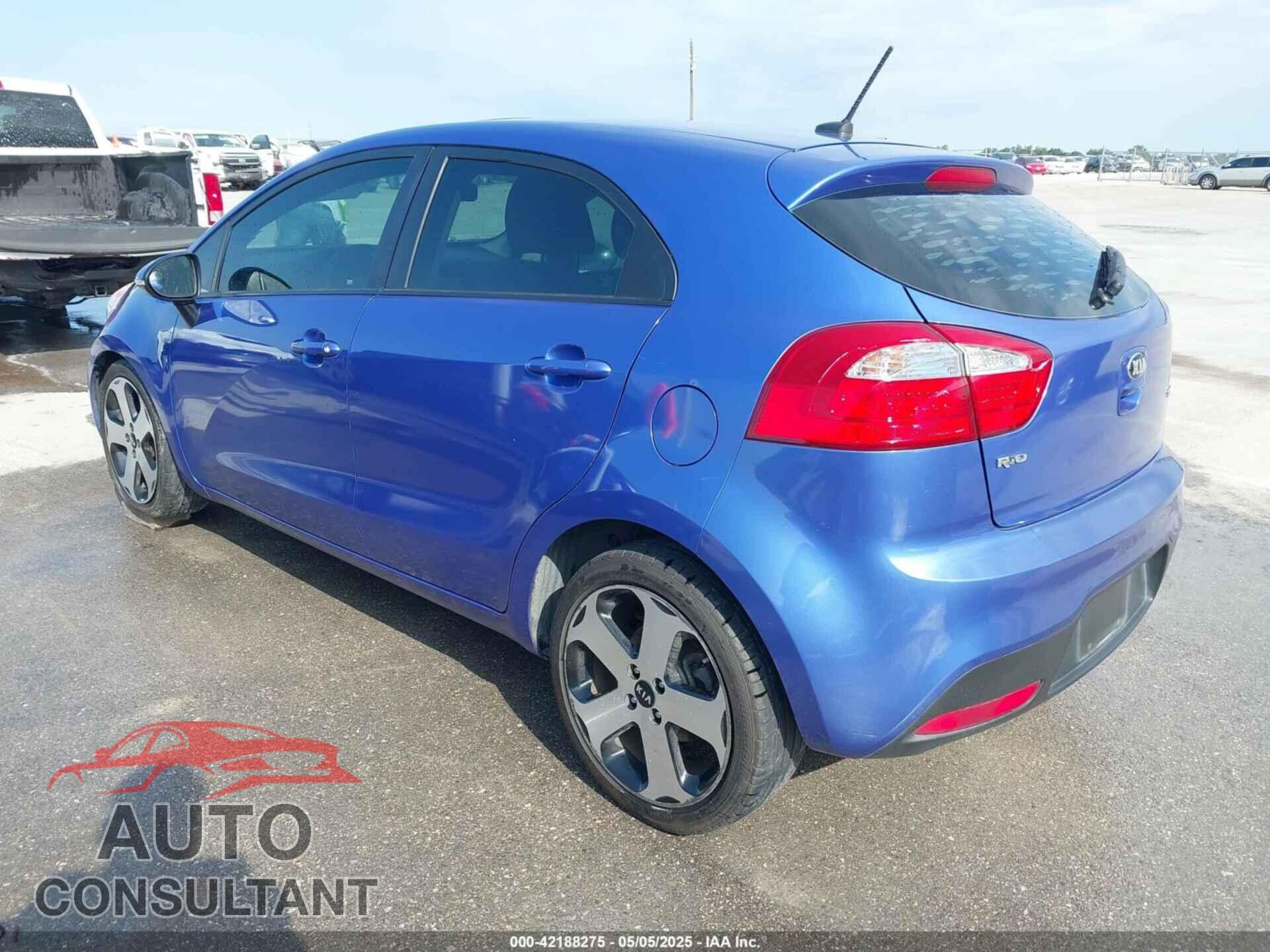 KIA RIO 2015 - KNADN5A30F6428792