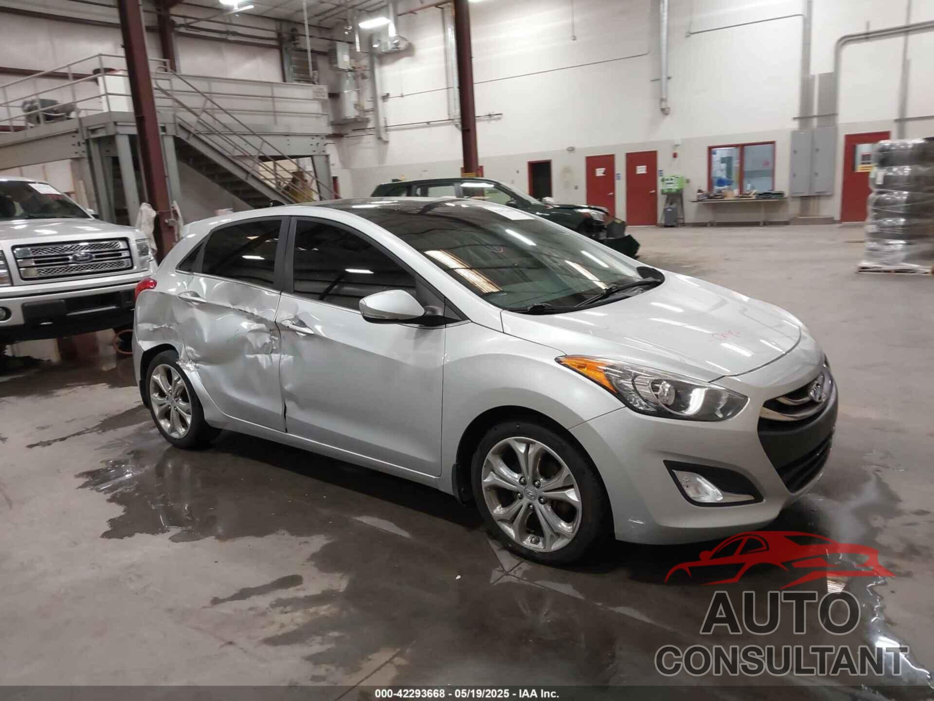 HYUNDAI ELANTRA GT 2014 - KMHD35LH9EU188083