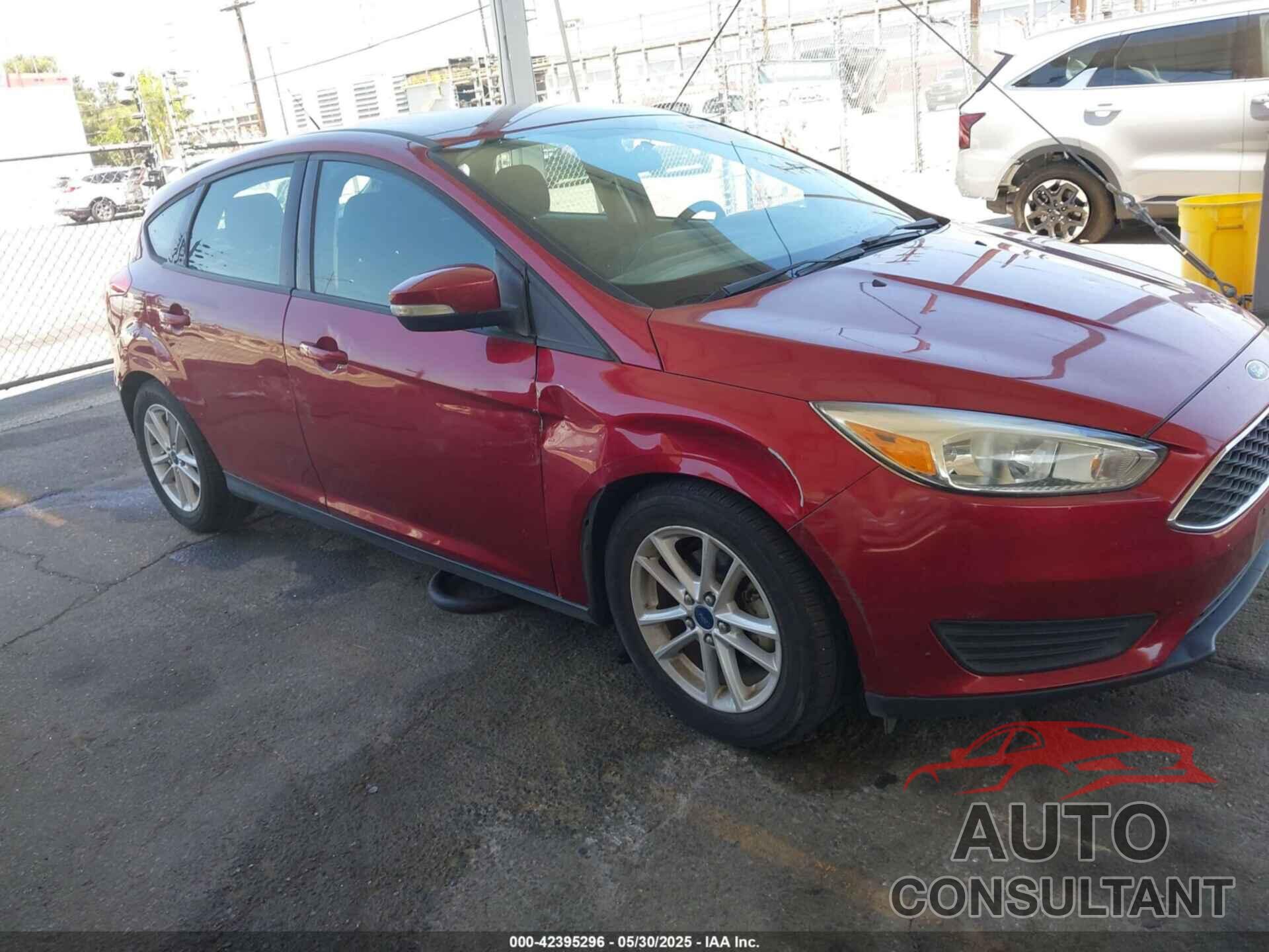 FORD FOCUS 2015 - 1FADP3K29FL201325