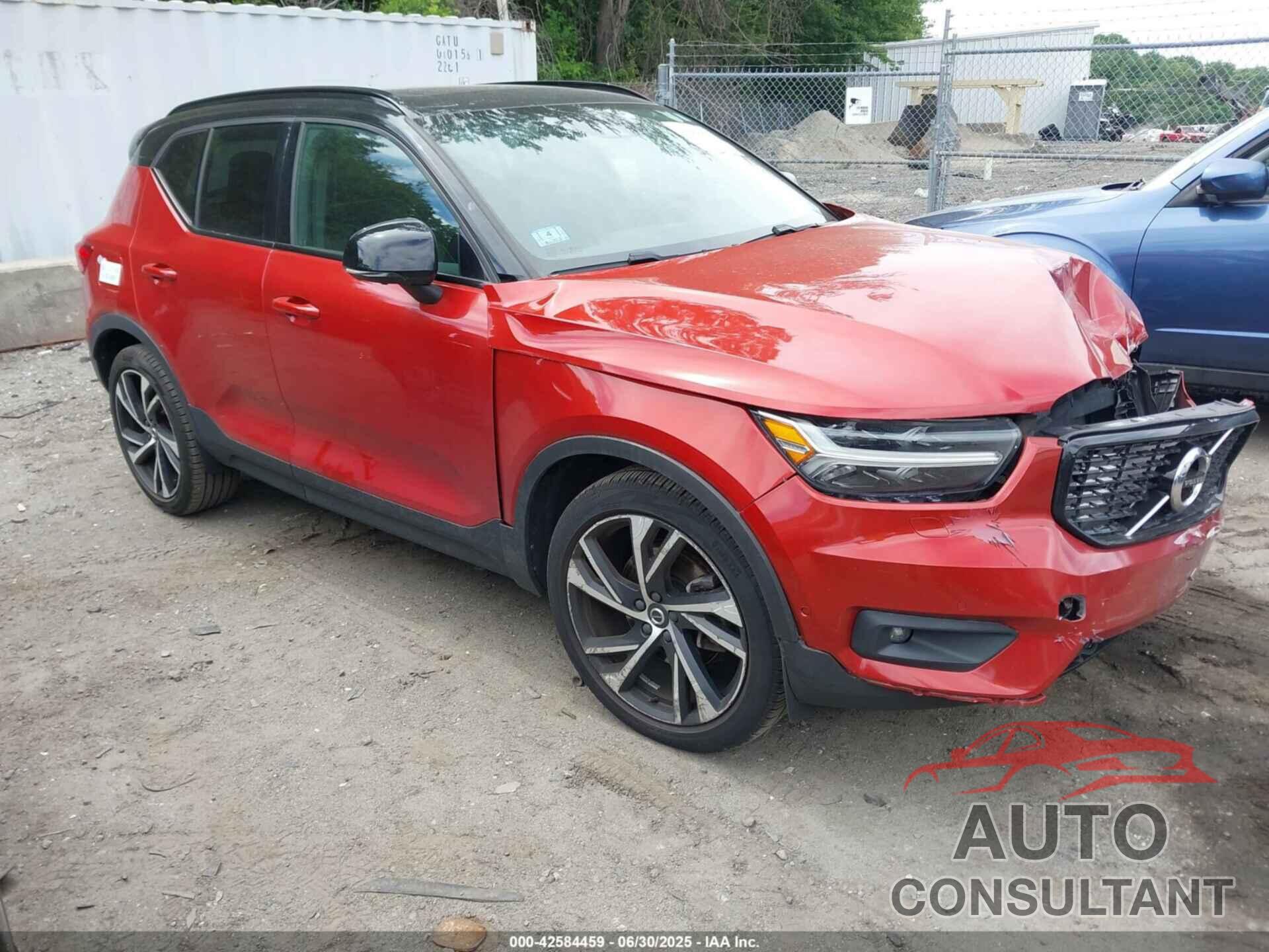 VOLVO XC40 2021 - YV4162UM5M2416628