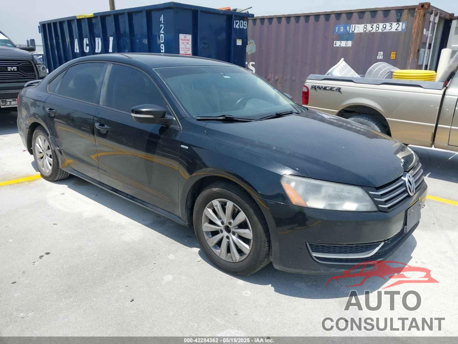VOLKSWAGEN PASSAT 2014 - 1VWAH7A35EC008984