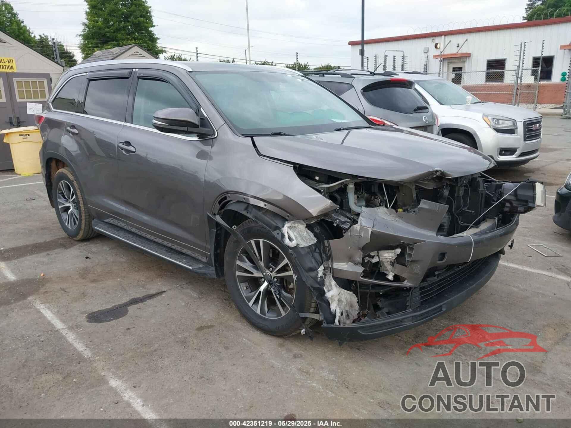 TOYOTA HIGHLANDER 2016 - 5TDKKRFH7GS176099