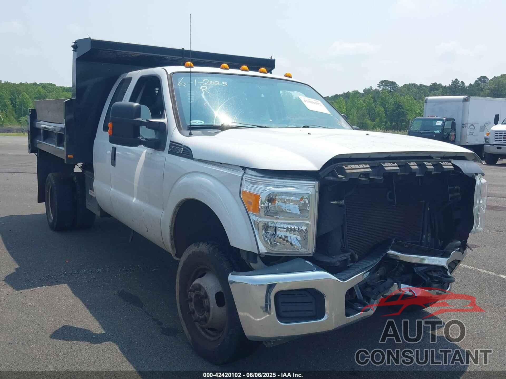 FORD F-350 CHASSIS 2016 - 1FD8X3H65GEA17247