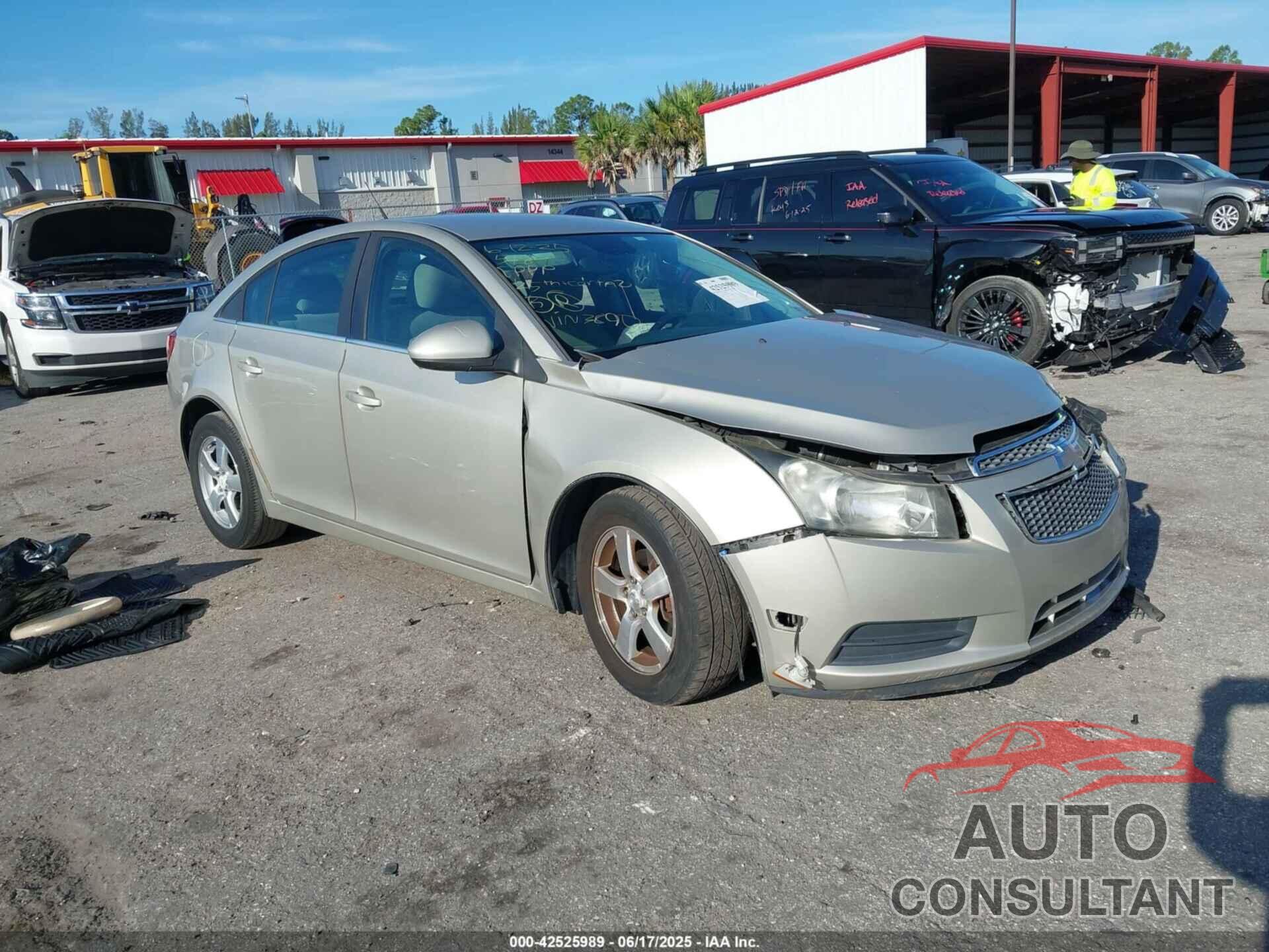 CHEVROLET CRUZE 2013 - 1G1PC5SB7D7183890