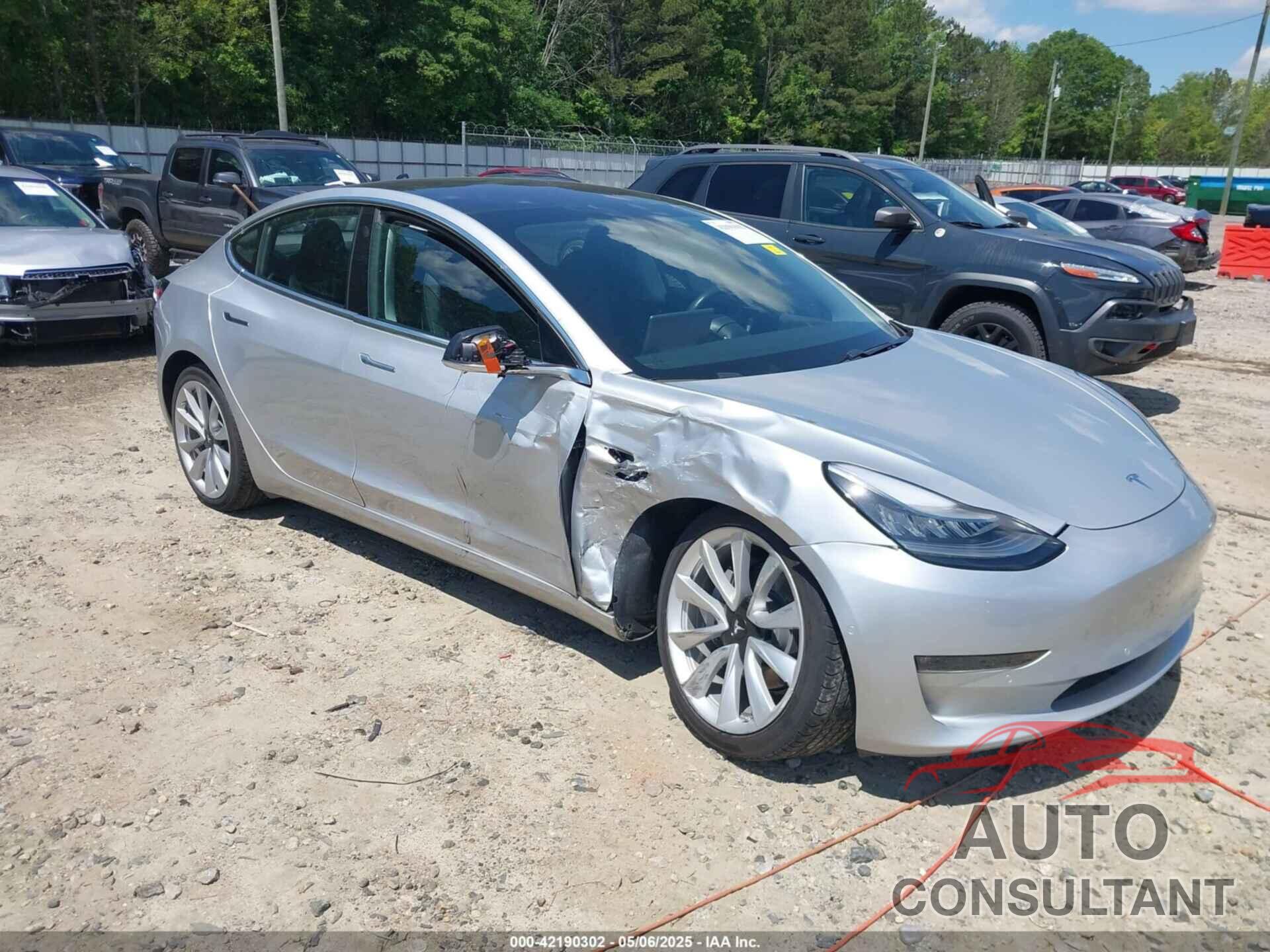 TESLA MODEL 3 2018 - 5YJ3E1EA5JF024335