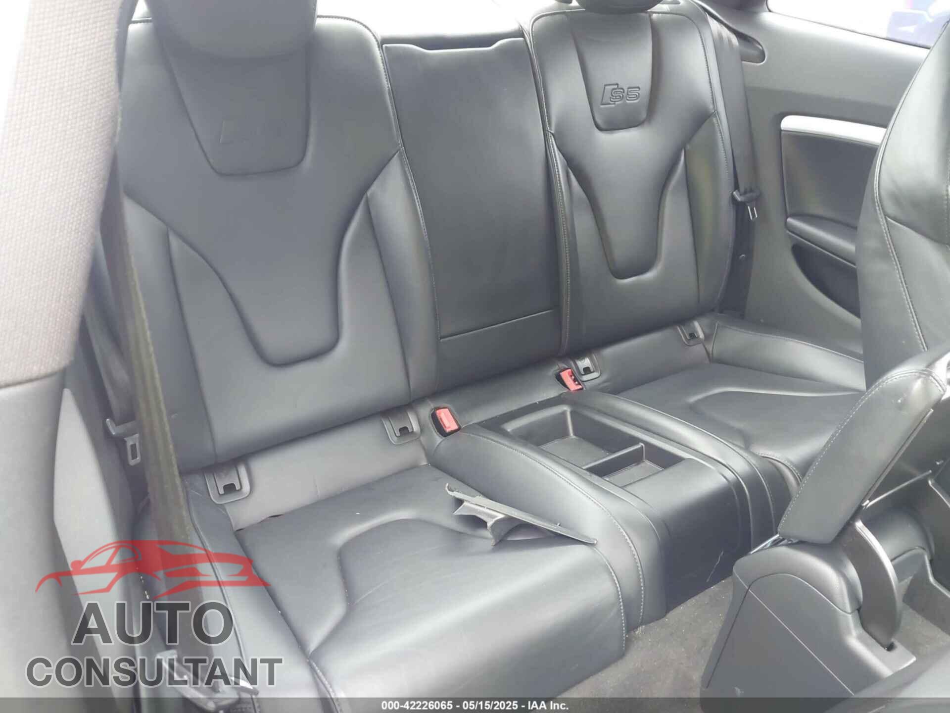 AUDI S5 2010 - WAUCVAFR9AA062970