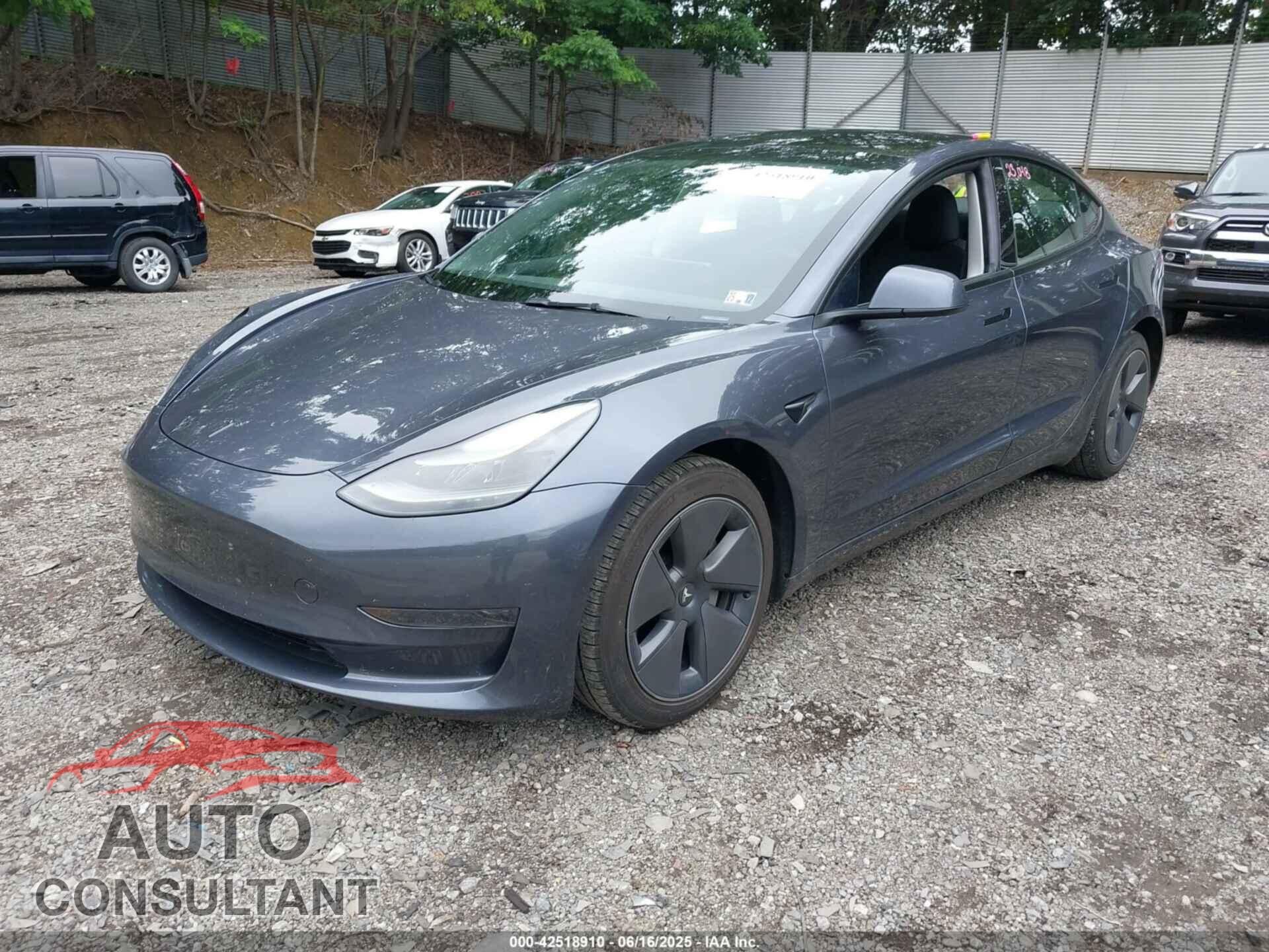 TESLA MODEL 3 2023 - 5YJ3E1EA4PF657112