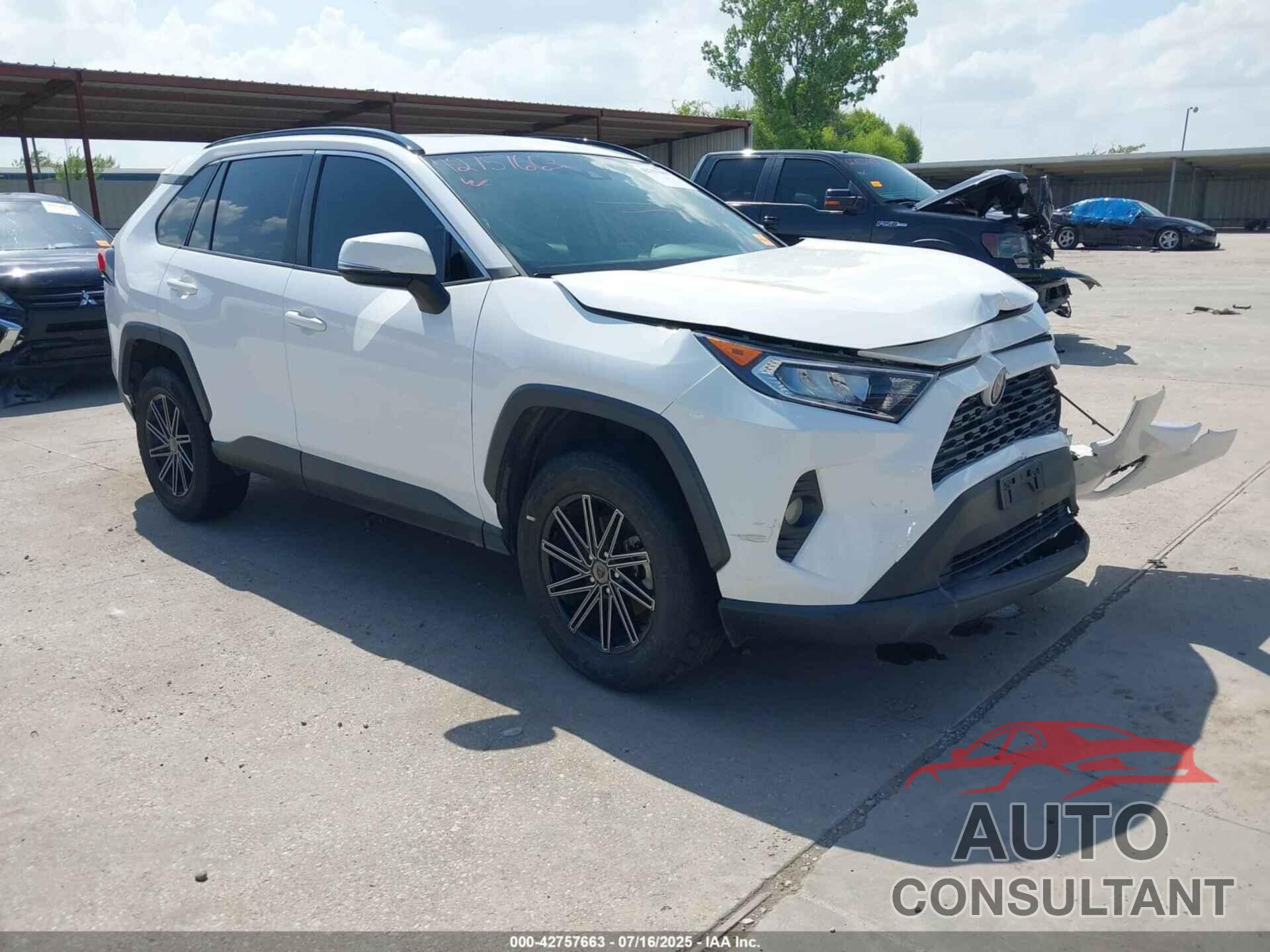 TOYOTA RAV4 2019 - 2T3P1RFV1KC031793