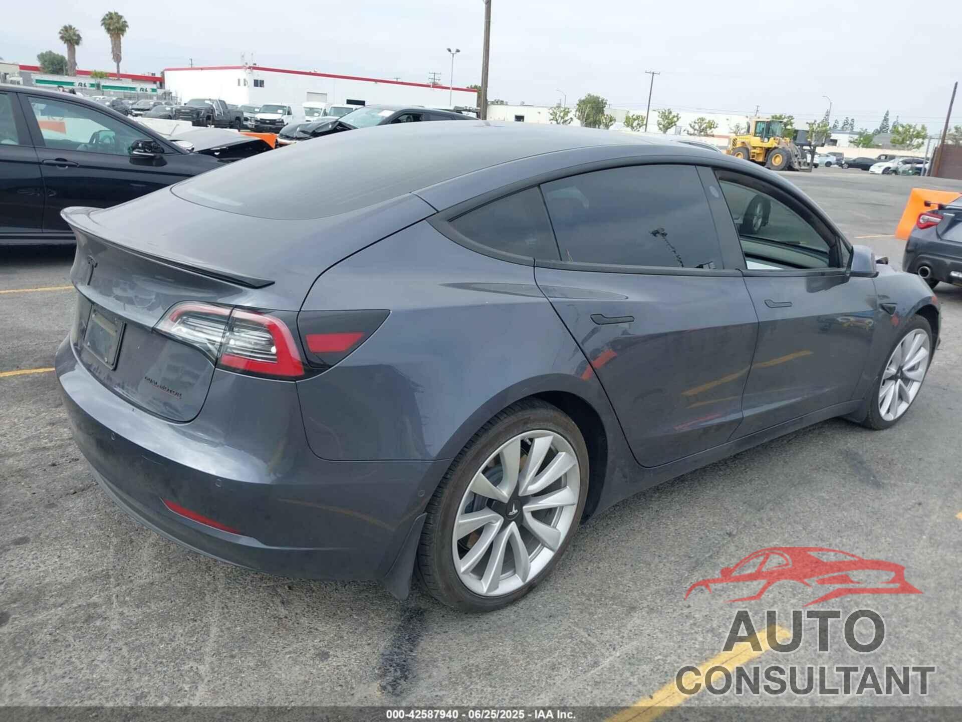 TESLA MODEL 3 2018 - 5YJ3E1EB9JF147810