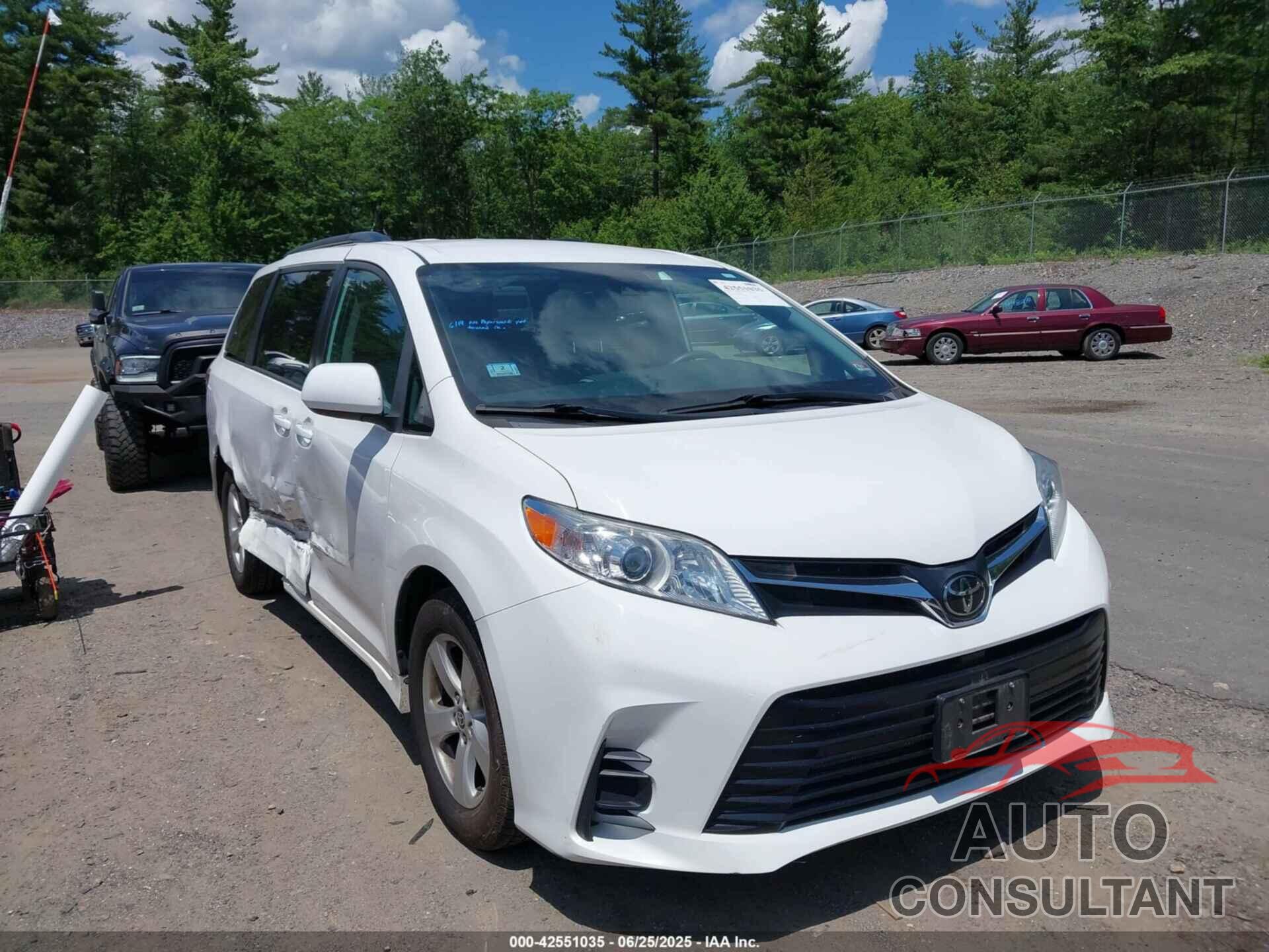 TOYOTA SIENNA 2020 - 5TDKZ3DC8LS065569