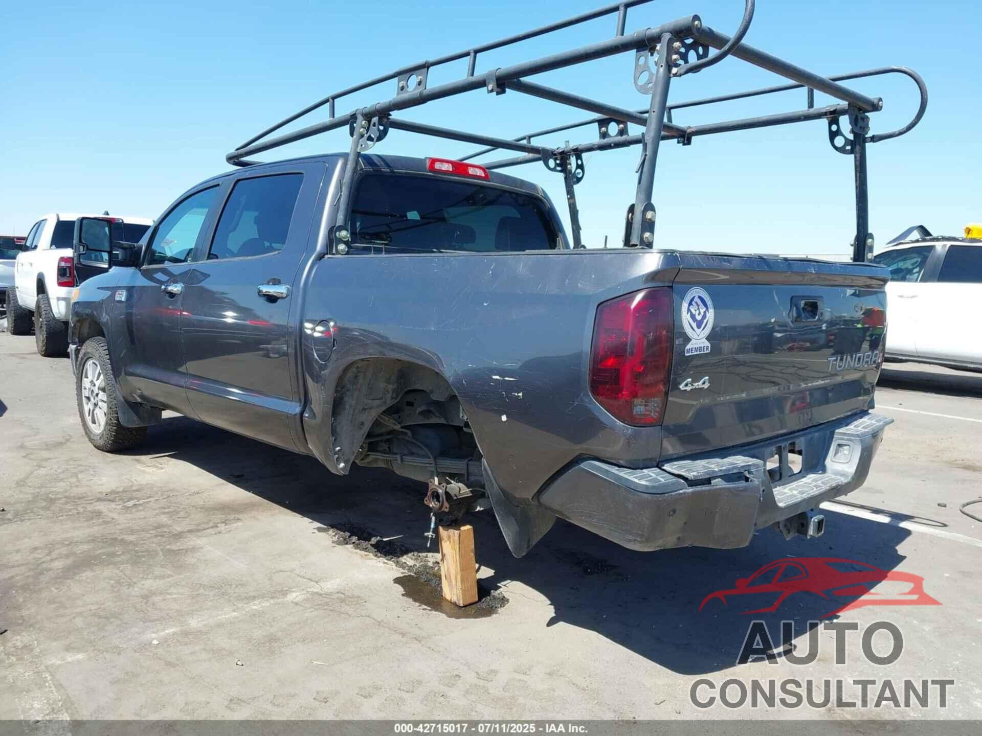 TOYOTA TUNDRA 2016 - 5TFAW5F15GX542034